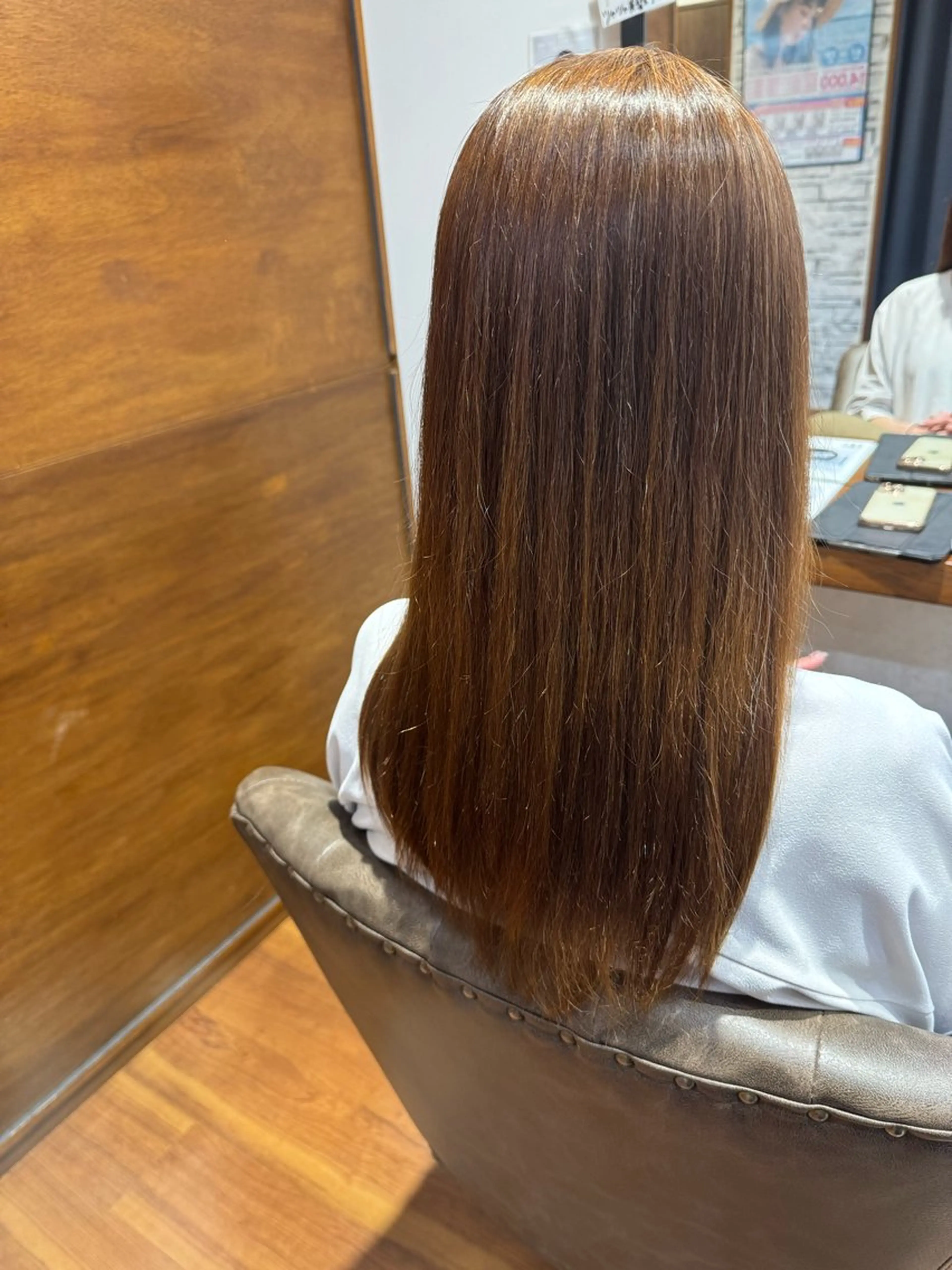 セミロング 透明感×深み オリーブ🌿‬NAOのヘアスタイル