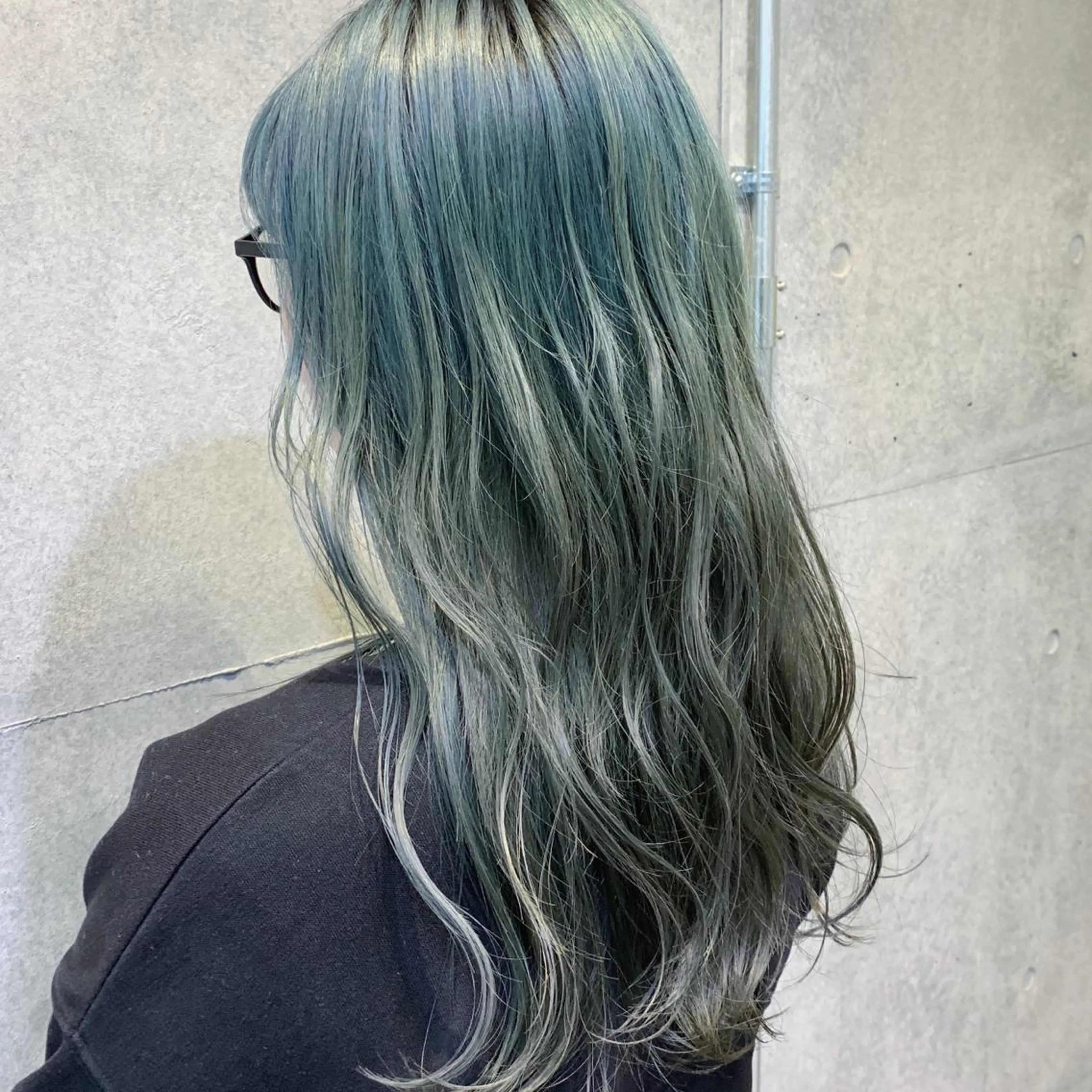 セミロング カット ヘアカラー トリートメント オシャレ髪✔️ 店長オオキアキヒロのヘアスタイル