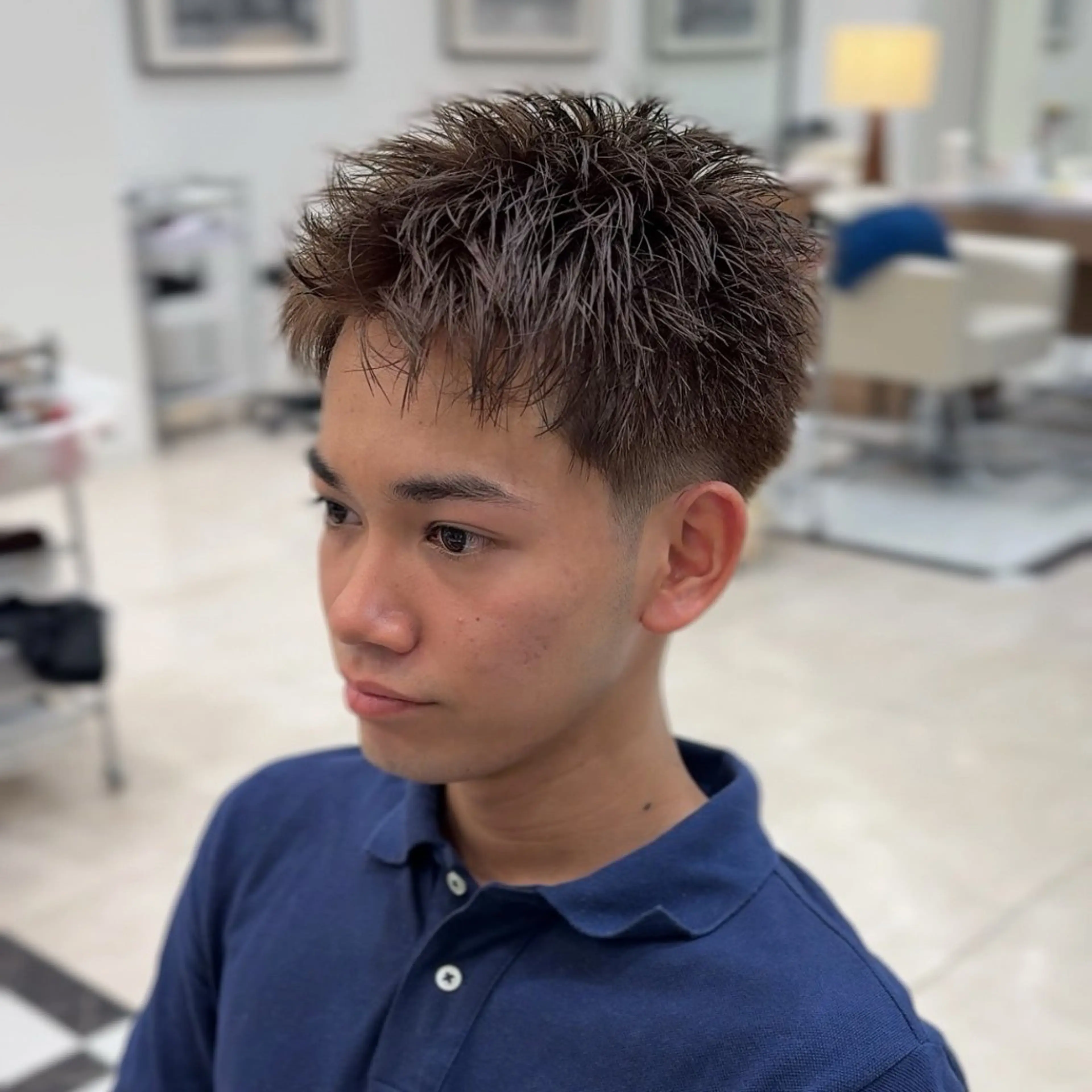ショート カラー メンズ SALOWIN名古屋Suite店所属・名古屋のメンズ特化 美容師/わたるのヘアスタイル