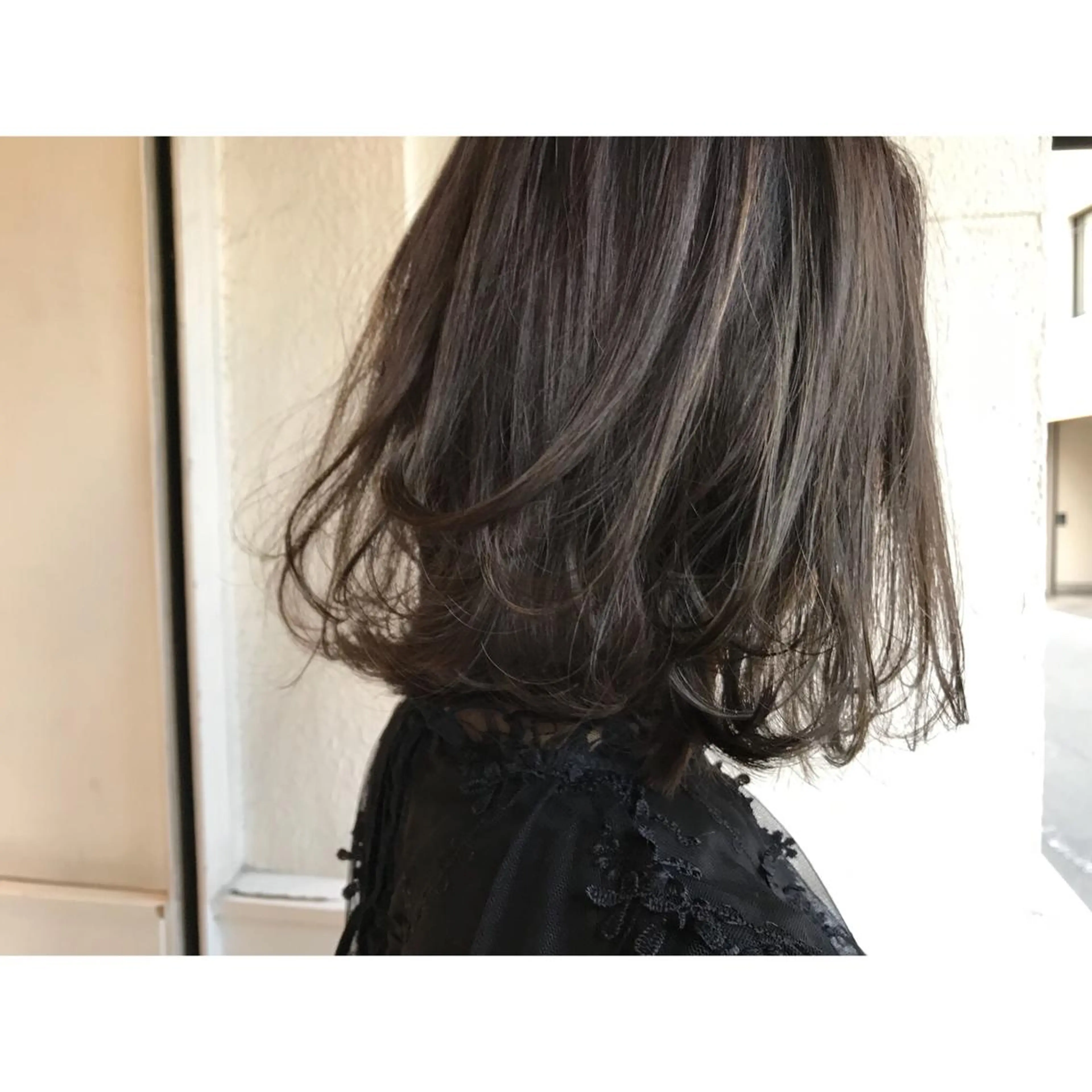 ショート ボブレイヤー ボブ ハイライト レイヤーカット 外ハネヘア カット ヘアカラー トリートメント Musiiik hairのヘアスタイル