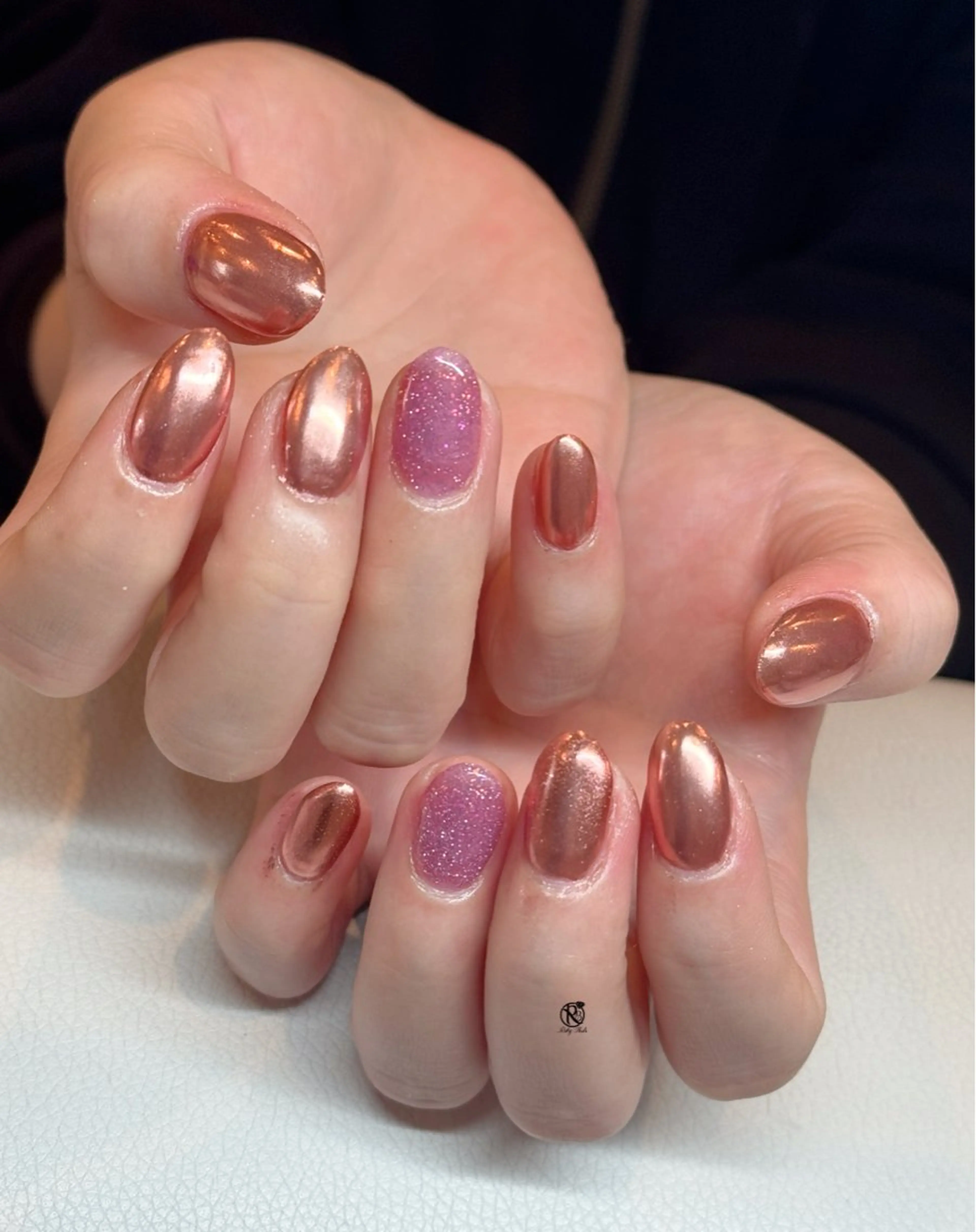 ネイル ボルドー ブラウン チークネイル ドット フットネイル ハンドネイル CHERRYネイルサロン所属・チェリネイルサロン 霞ヶ関のネイルデザイン