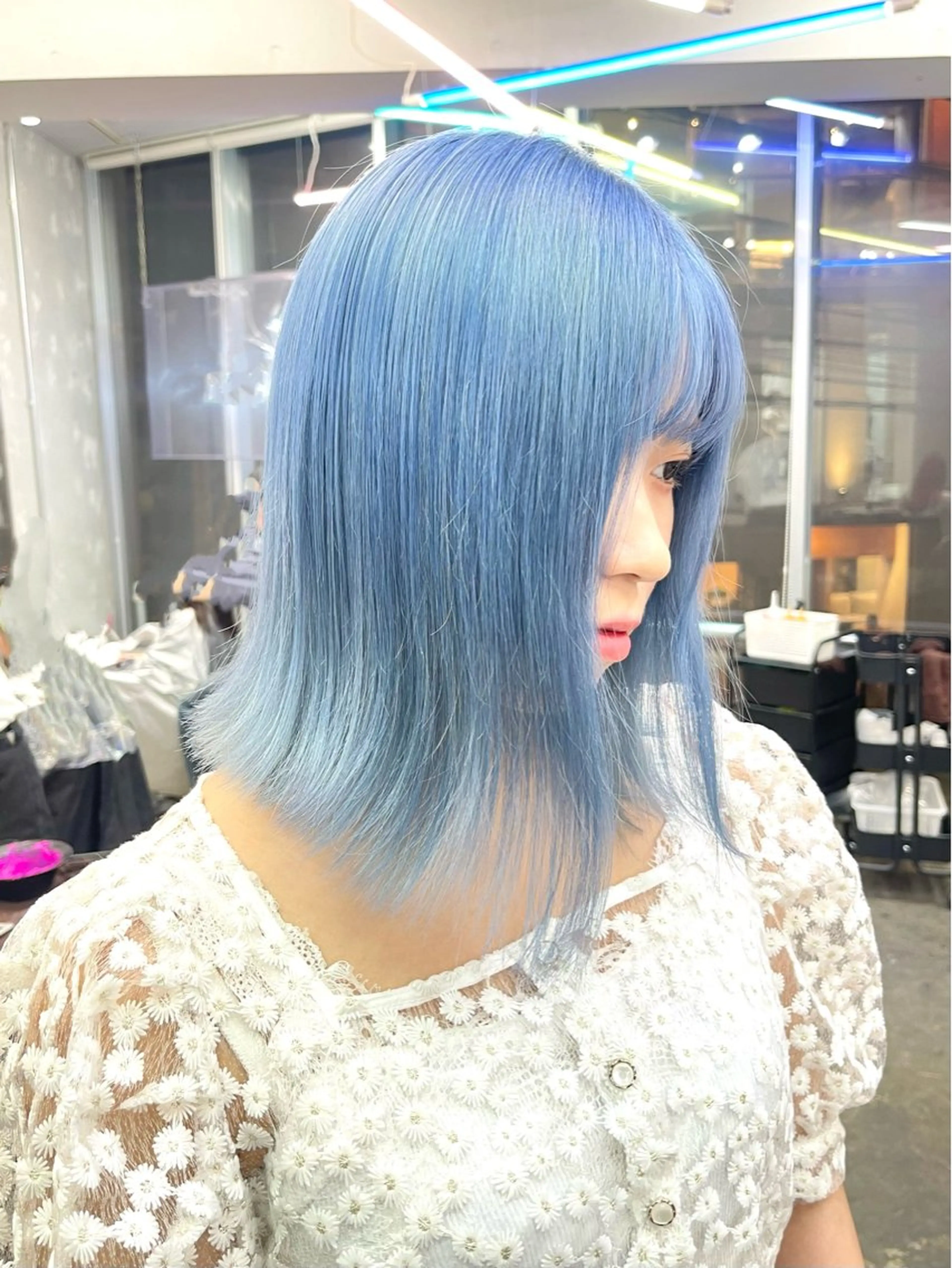 ミディアム カラー ブリーチ ブルーカラー ケアブリーチ ヘアカラー トリートメント デザインカラーとハイ トーン/HIROKIのヘアスタイル