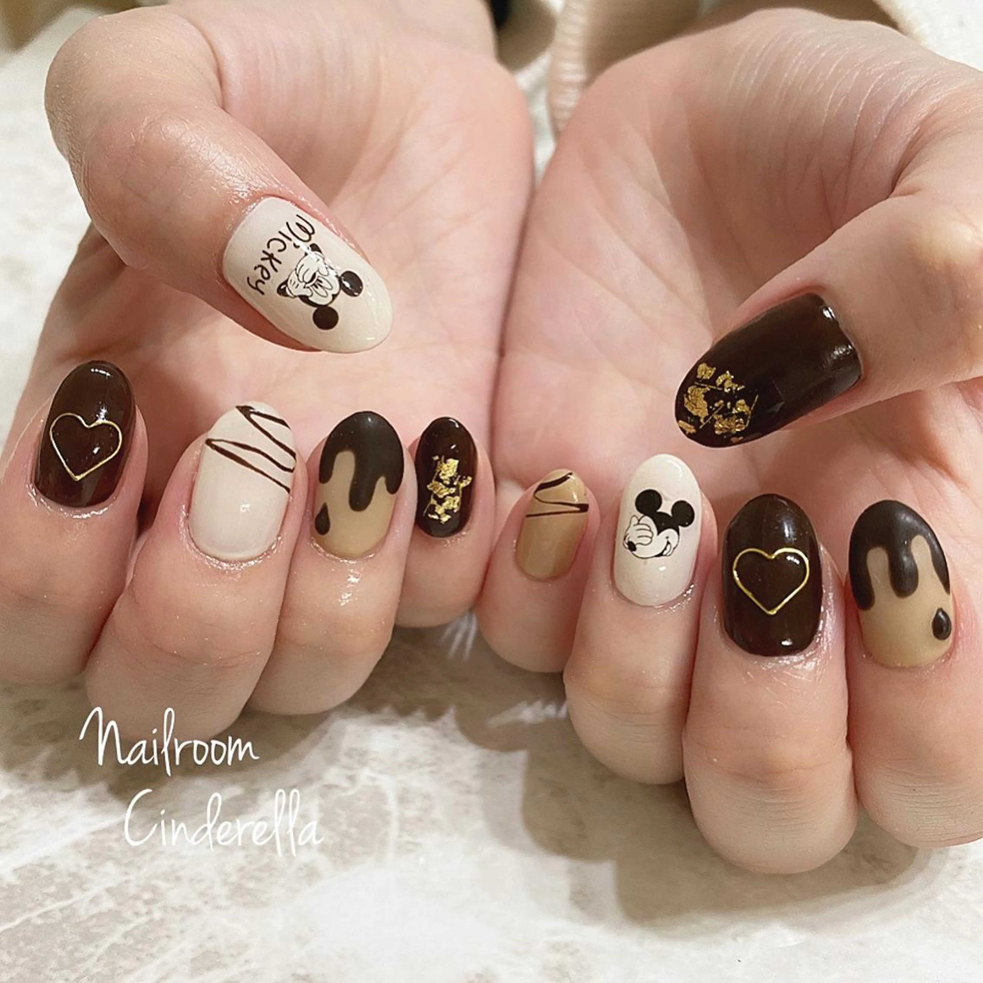 ネイル バレンタイン Nailroom. Cinderellaのネイルデザイン