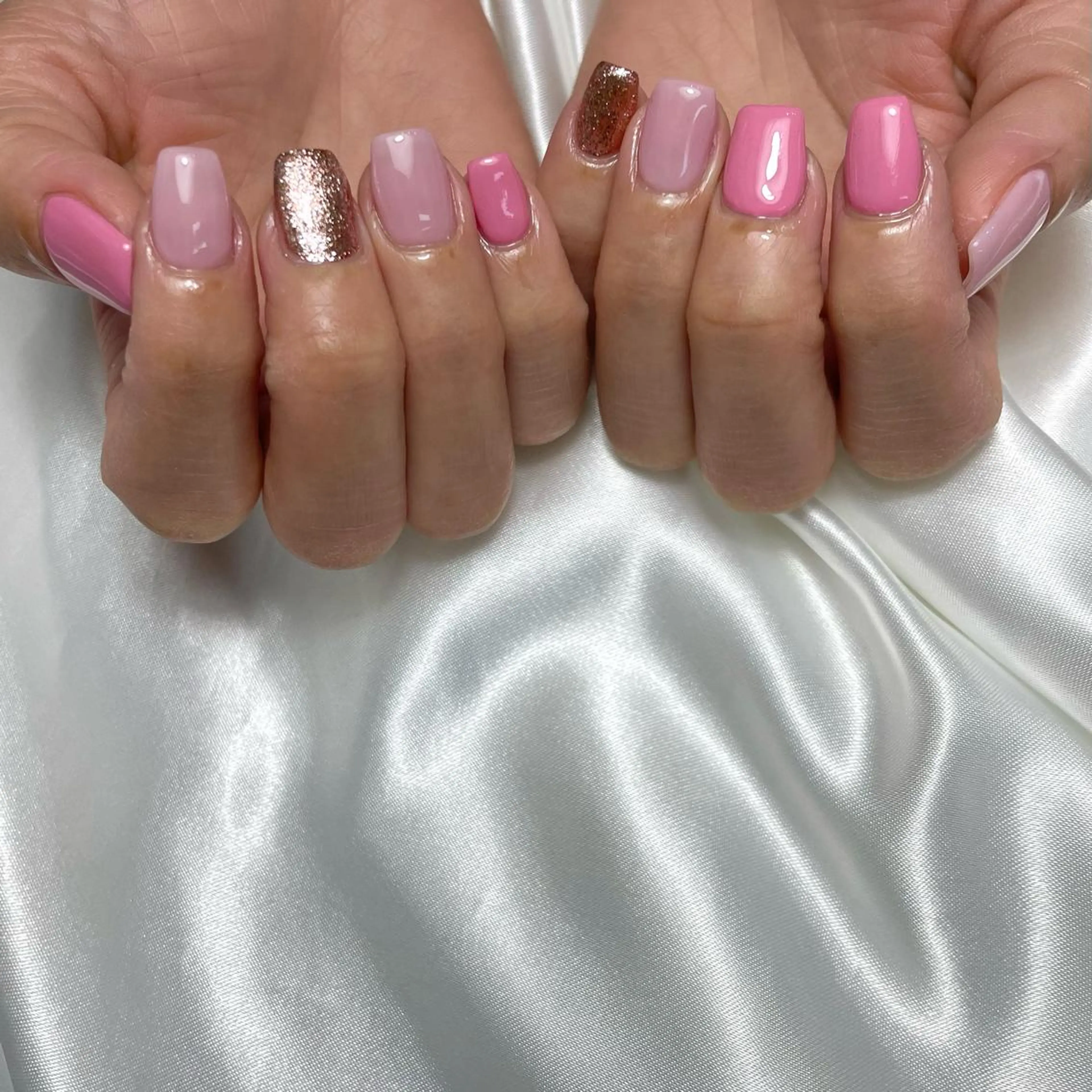 ネイル ニュアンスネイル ワンカラーネイル ピンク 春ネイル ハンドネイル upala Mayukoのネイルデザイン