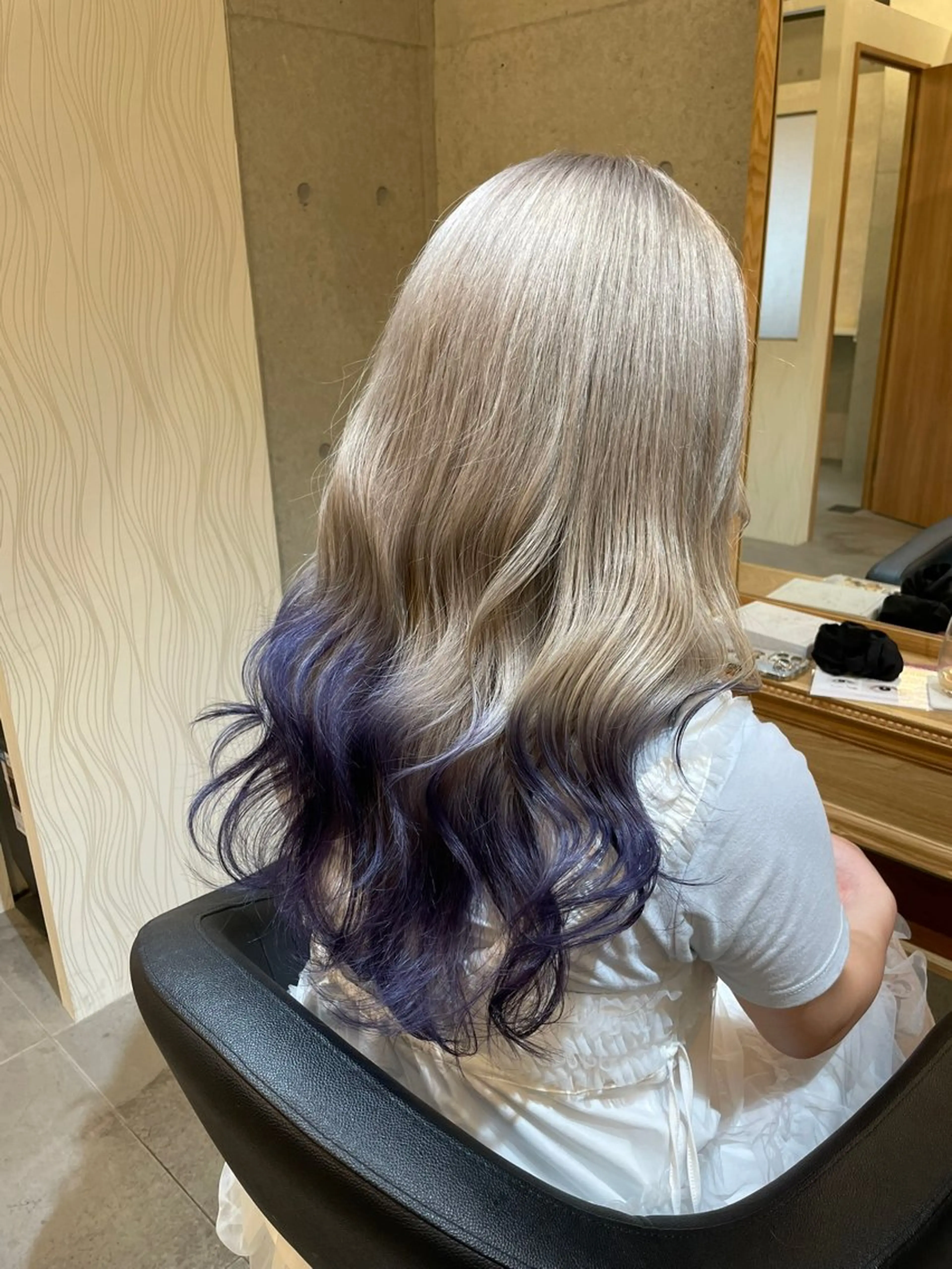 ロング カラー ベージュカラー ブリーチ ブロンド デザインカラー ラベンダーカラー カット ヘアカラー トリートメント 羽田翔大/ブリーチ/ ボブカット/店長のヘアスタイル