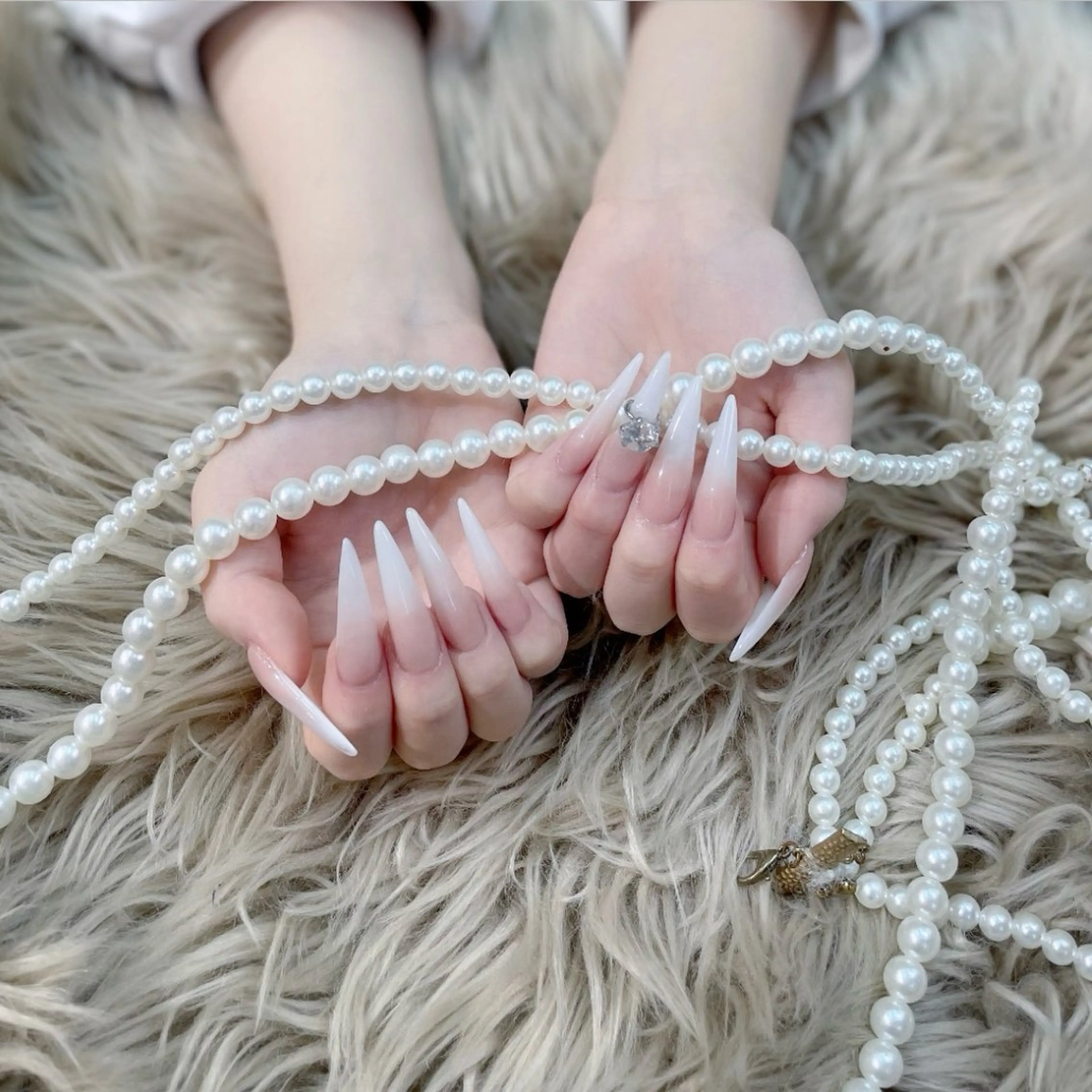 ネイル ハンドネイル ベスティオーラ所属・ベスティオーラ/小竹 花香のネイルデザイン