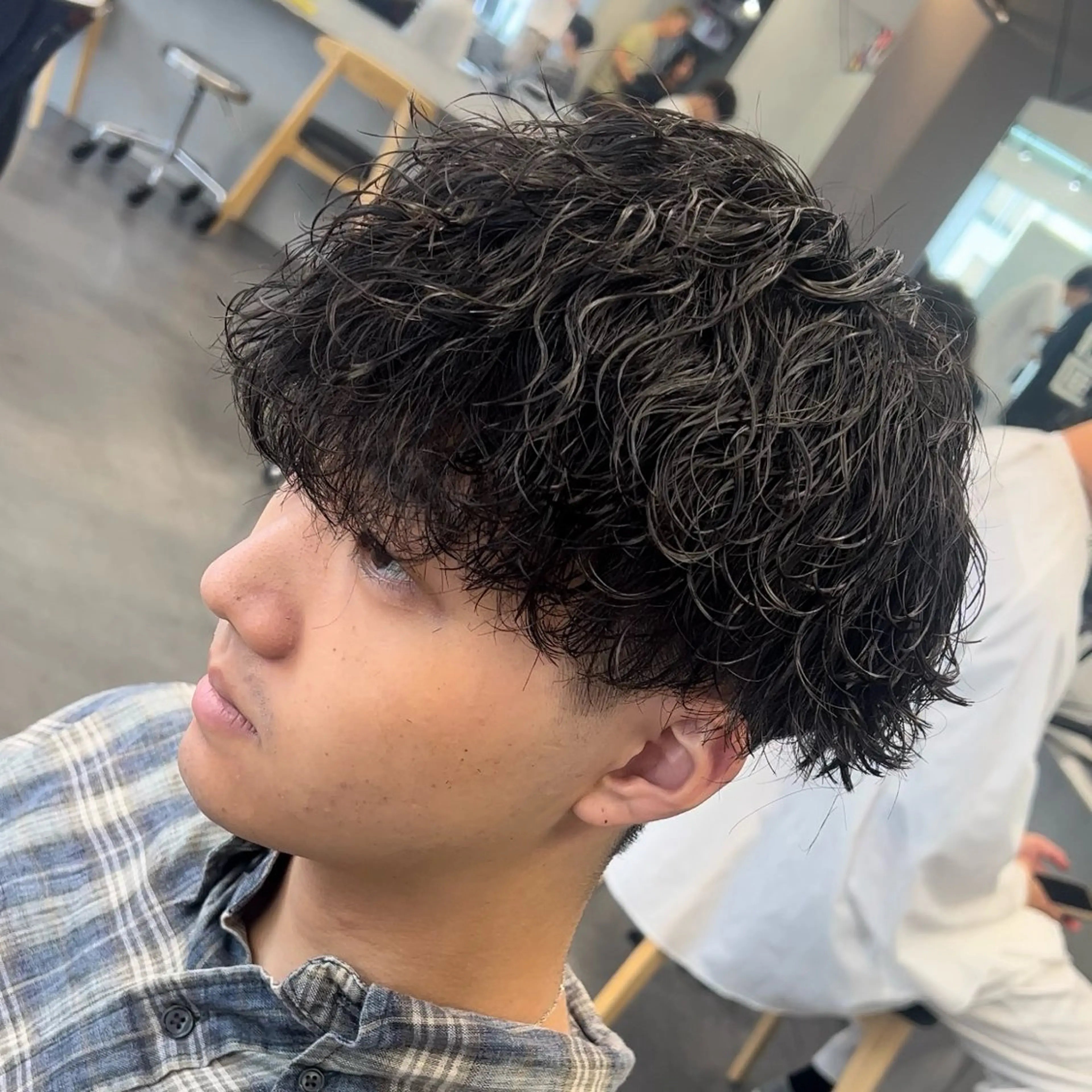 ショート パーマ メンズ 波巻きパーマ 松下 友希 【fifth】のヘアスタイル