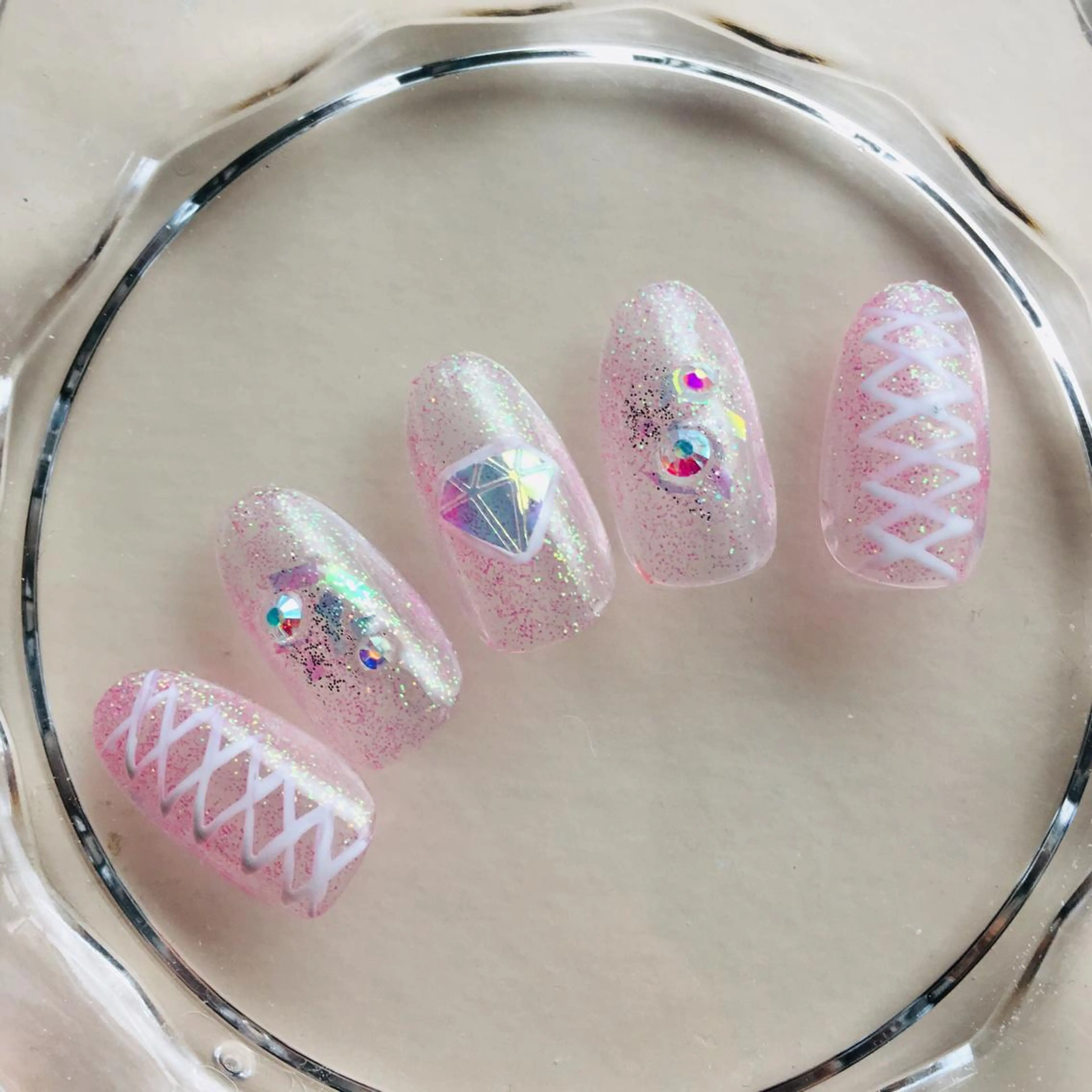 ネイル A-nail エーネイル所属・M. ERIのネイルデザイン