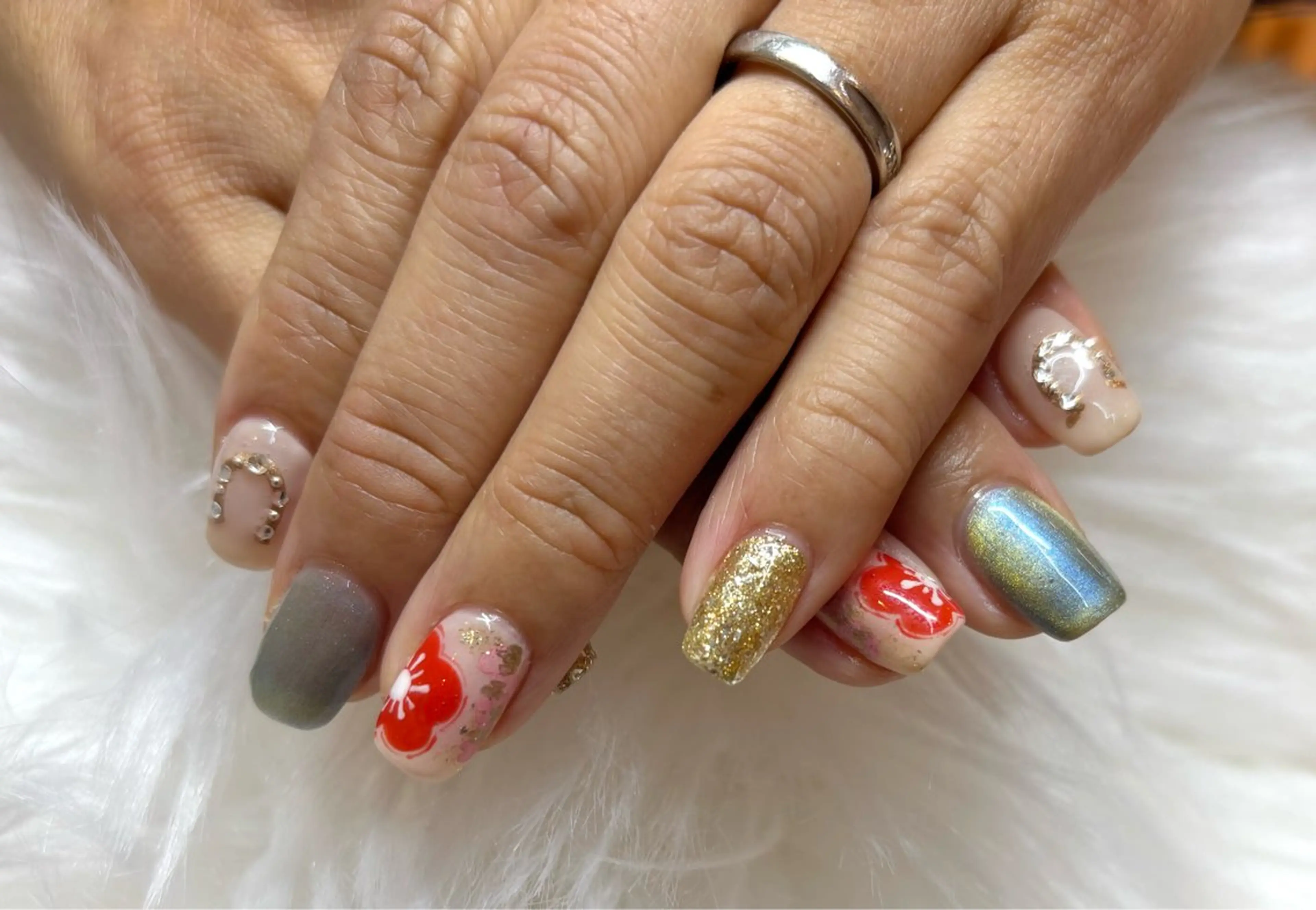 ネイル SHIMA YURIEのネイルデザイン