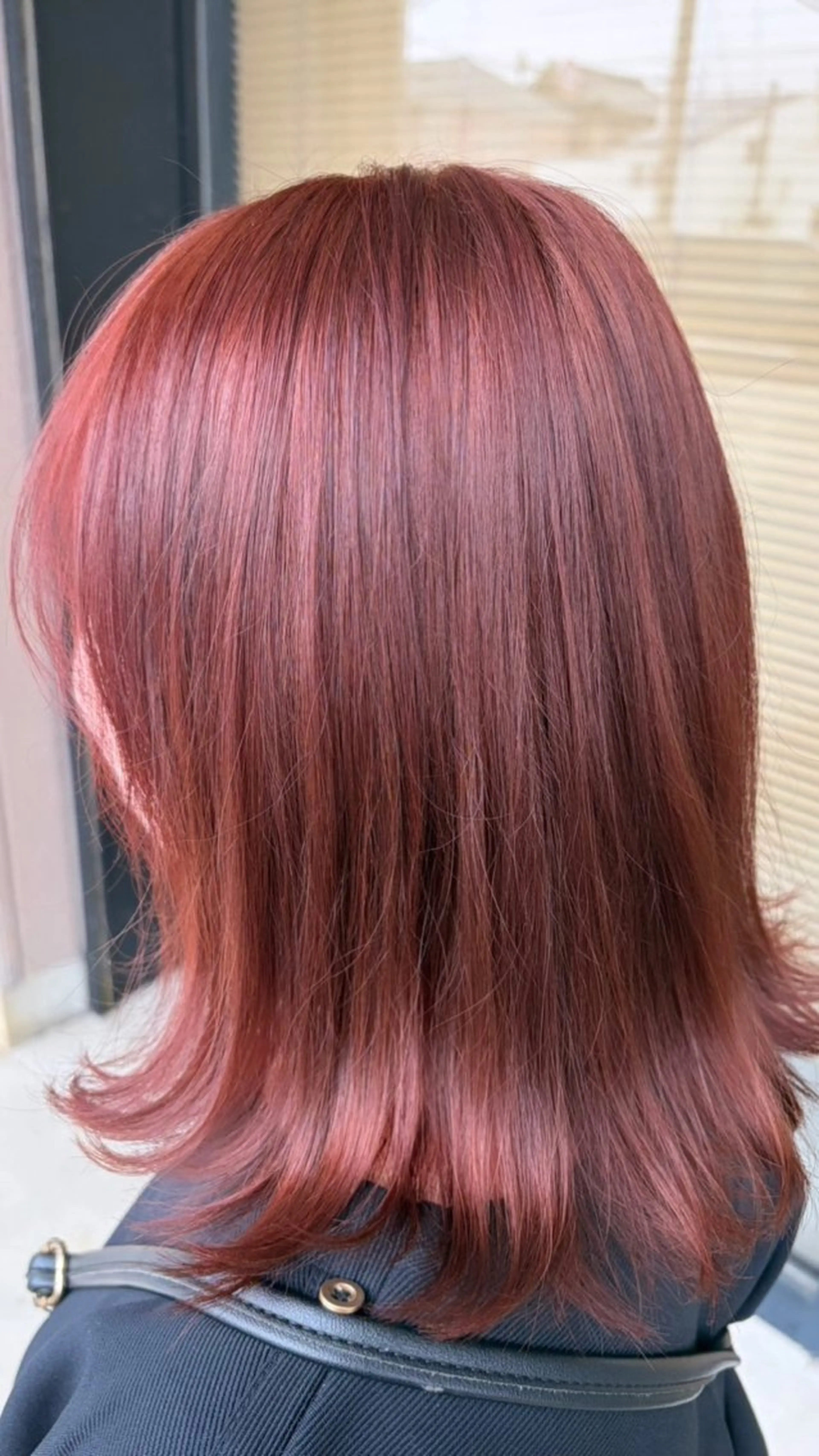 カラー ブラウンカラー ピンクカラー 東上 瑠莉のヘアスタイル