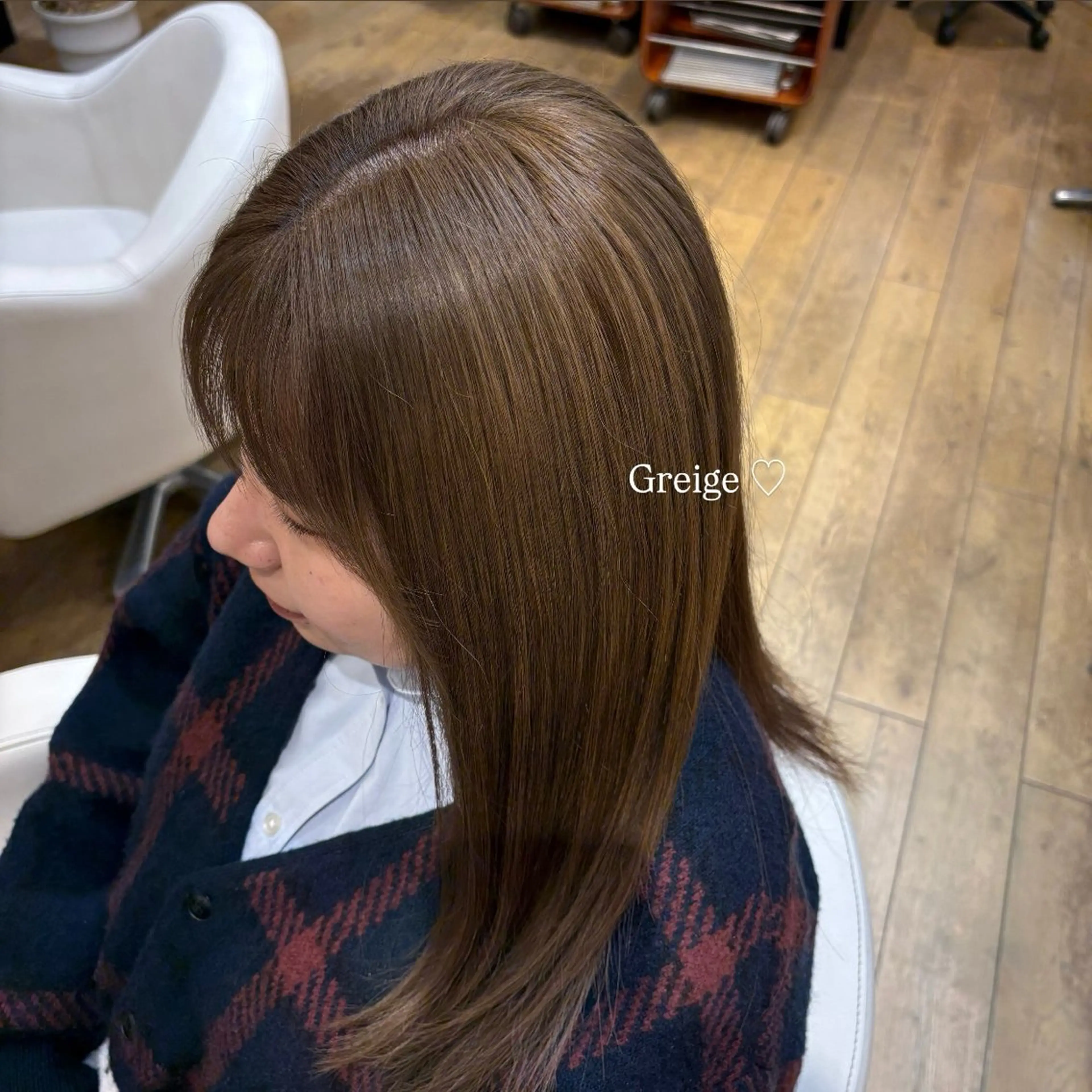 ロング カラー グレージュ ハイトーンカラー 🫧 河内 瑠莉  🫧のヘアスタイル