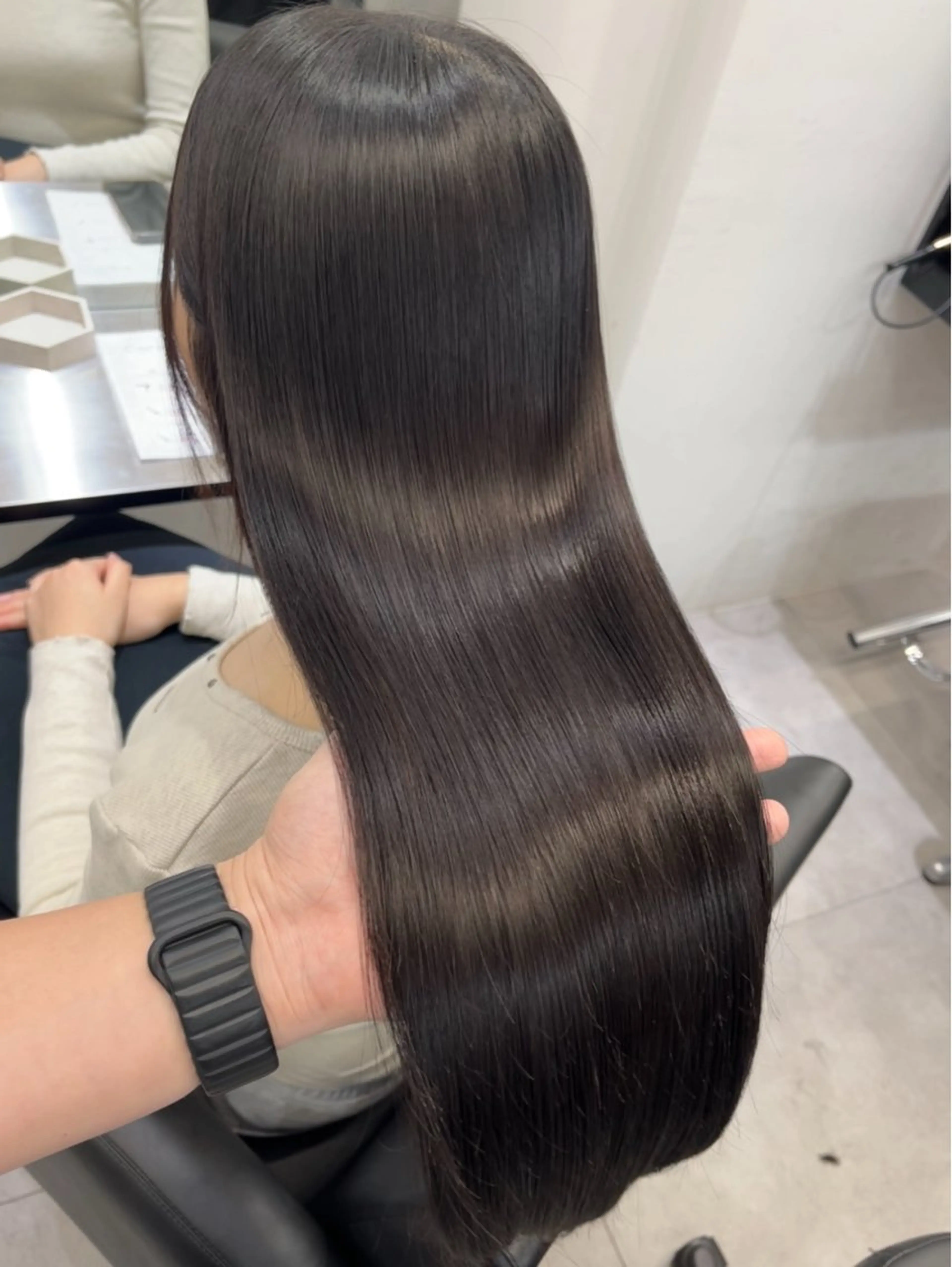 ロング カット ヘアカラー 縮毛矯正 トリートメント 髪質改善/縮毛矯正 梅田茶屋町/西尾祐作のヘアスタイル