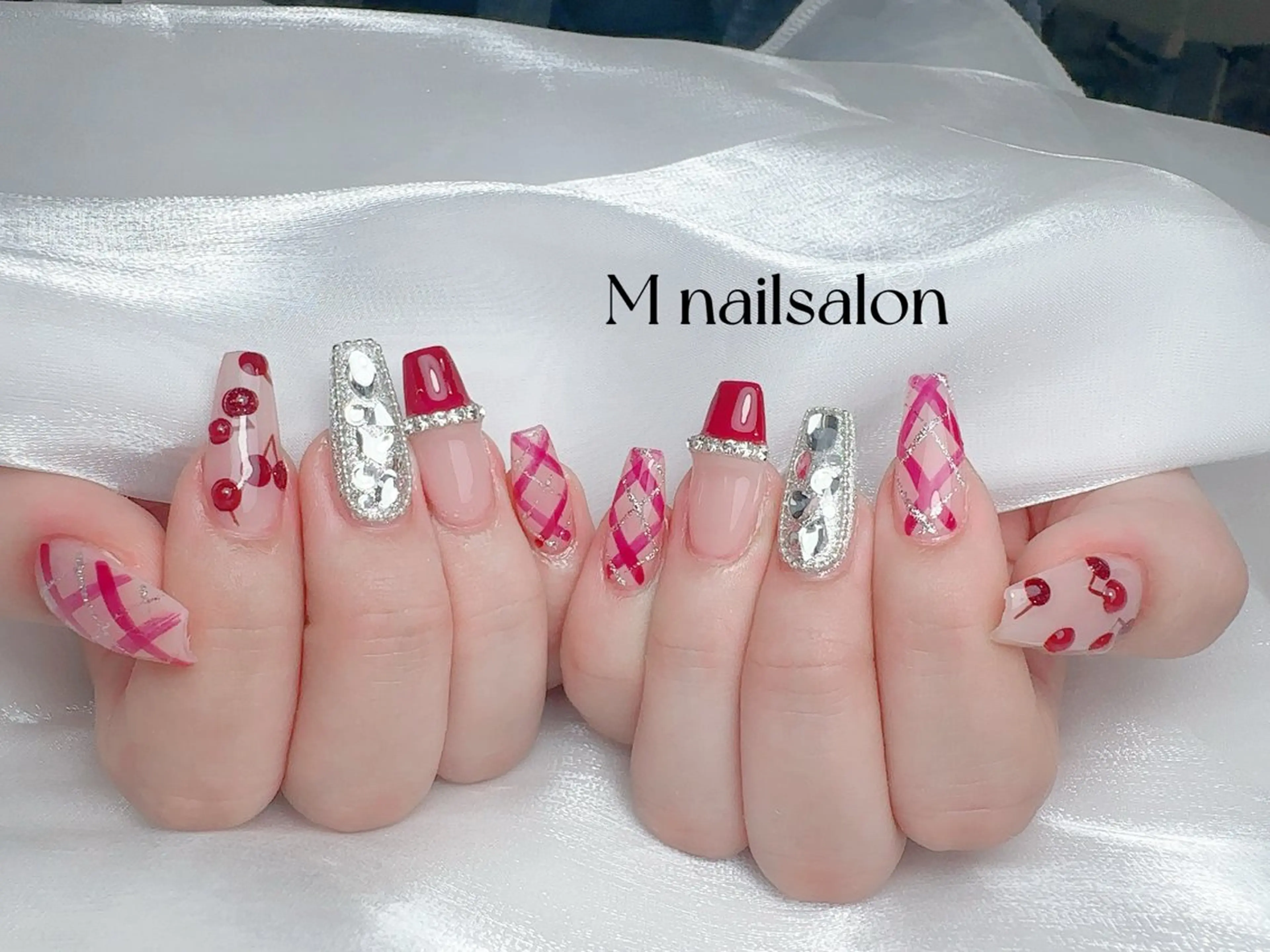 ネイル ハンドネイル M🌷nail 長さだし専門店のネイルデザイン