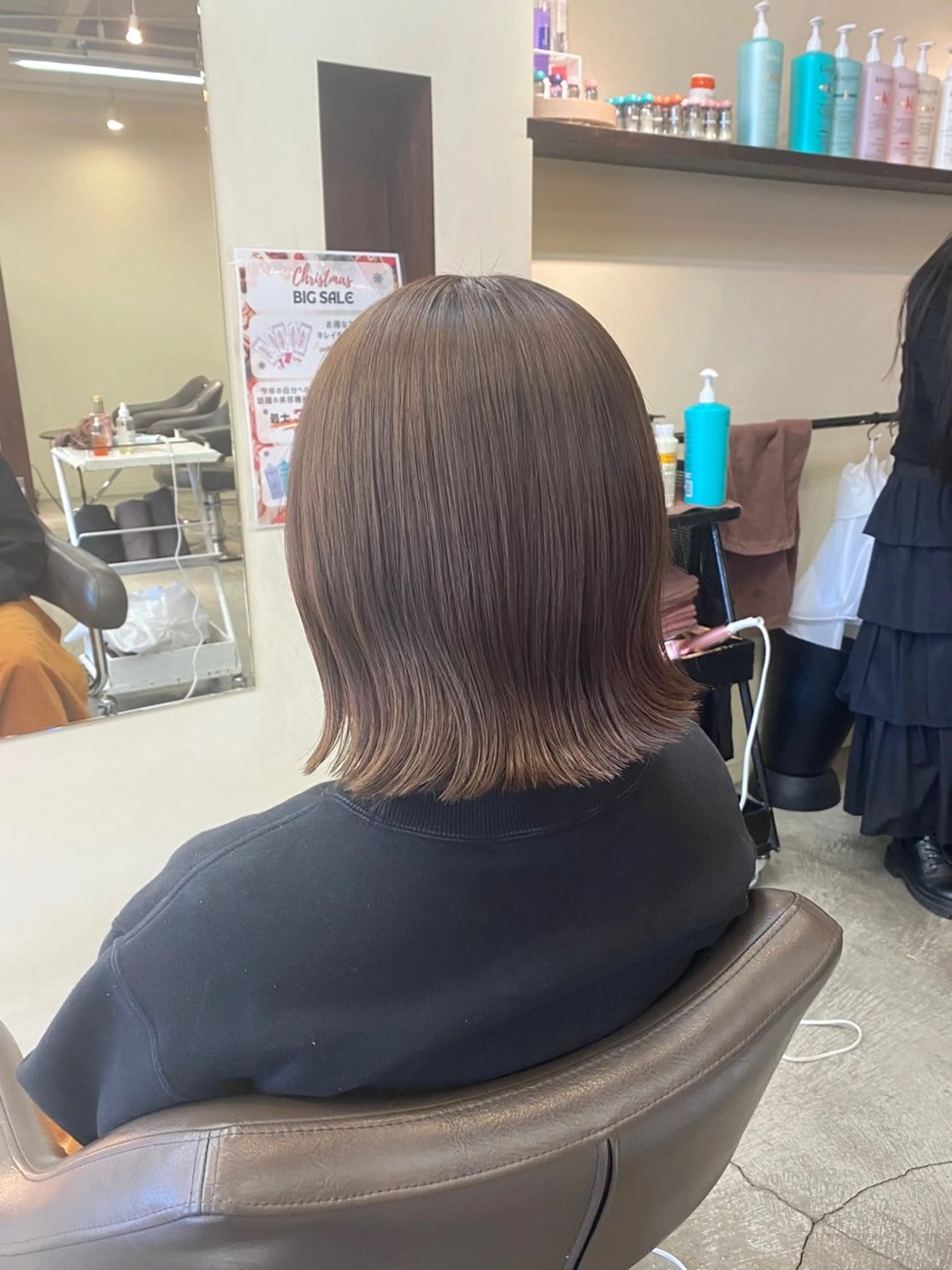 ミディアム カラー グレージュ HIKARIS 相川所属・ウチダ ユウヤのヘアスタイル