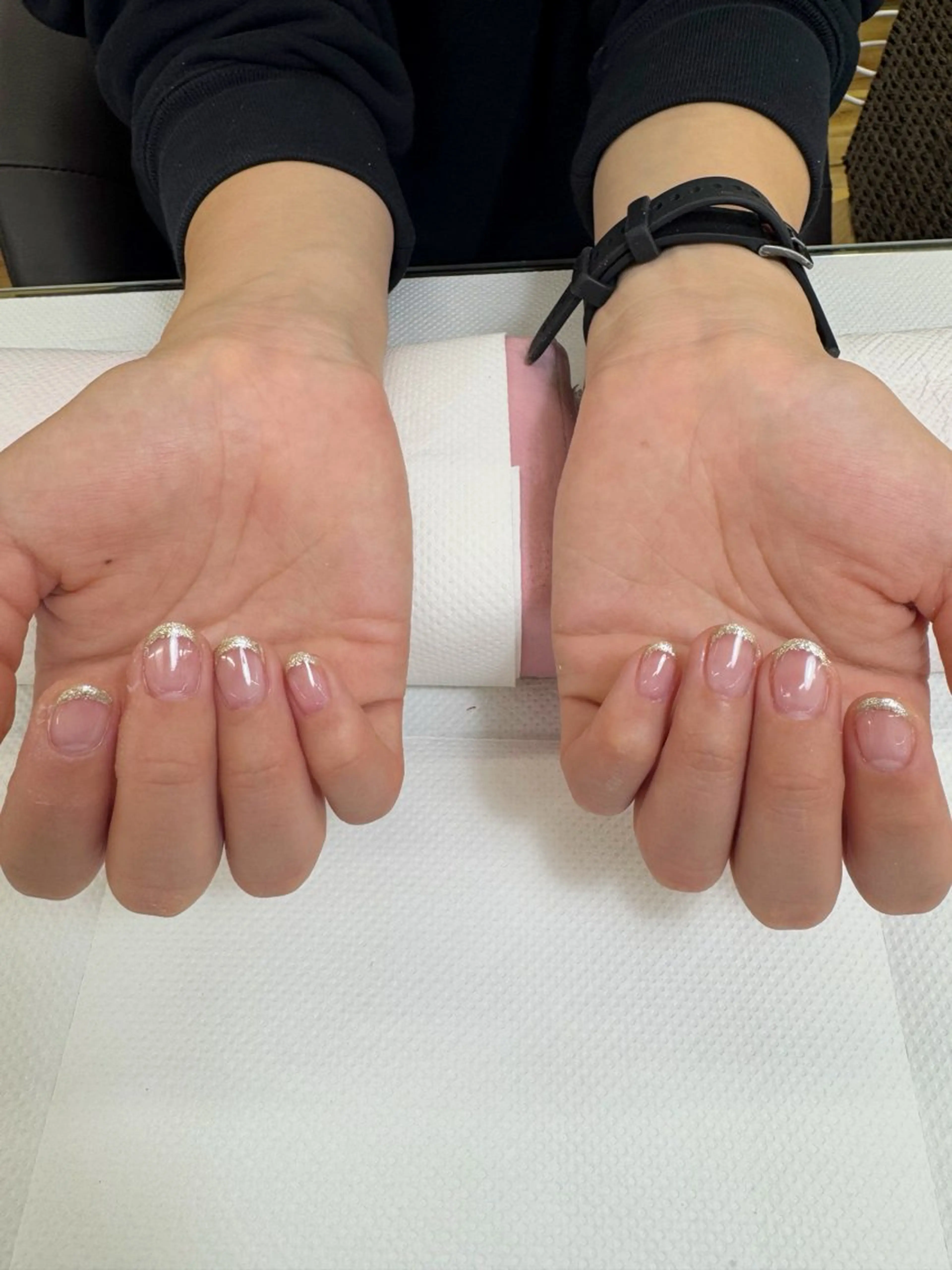 ネイル フレンチネイル ラメ(グリッター) 【MAXKELLY】 Shiotaのネイルデザイン