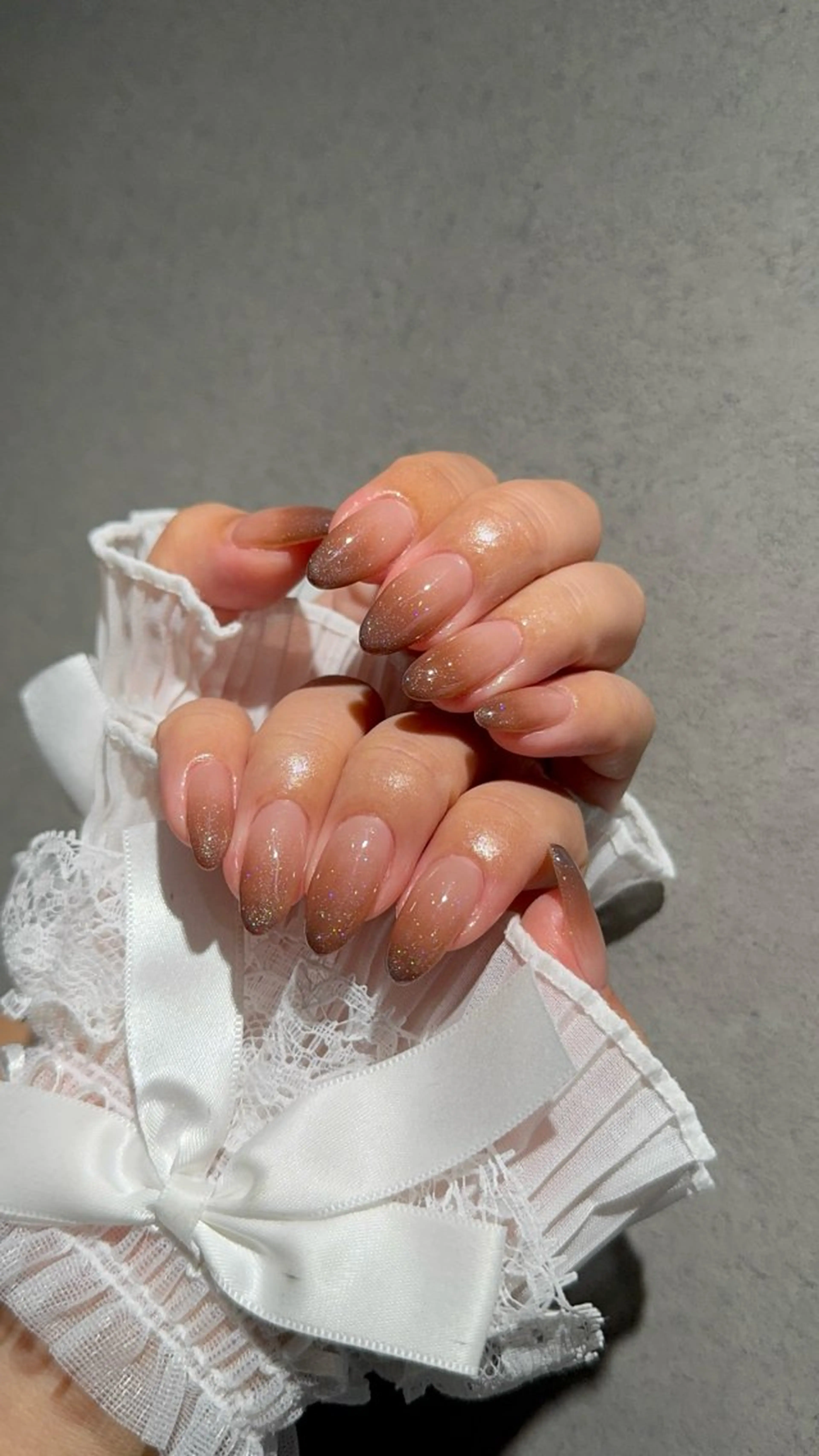 ネイル I-nailロング /ワンホン/キラキラのネイルデザイン