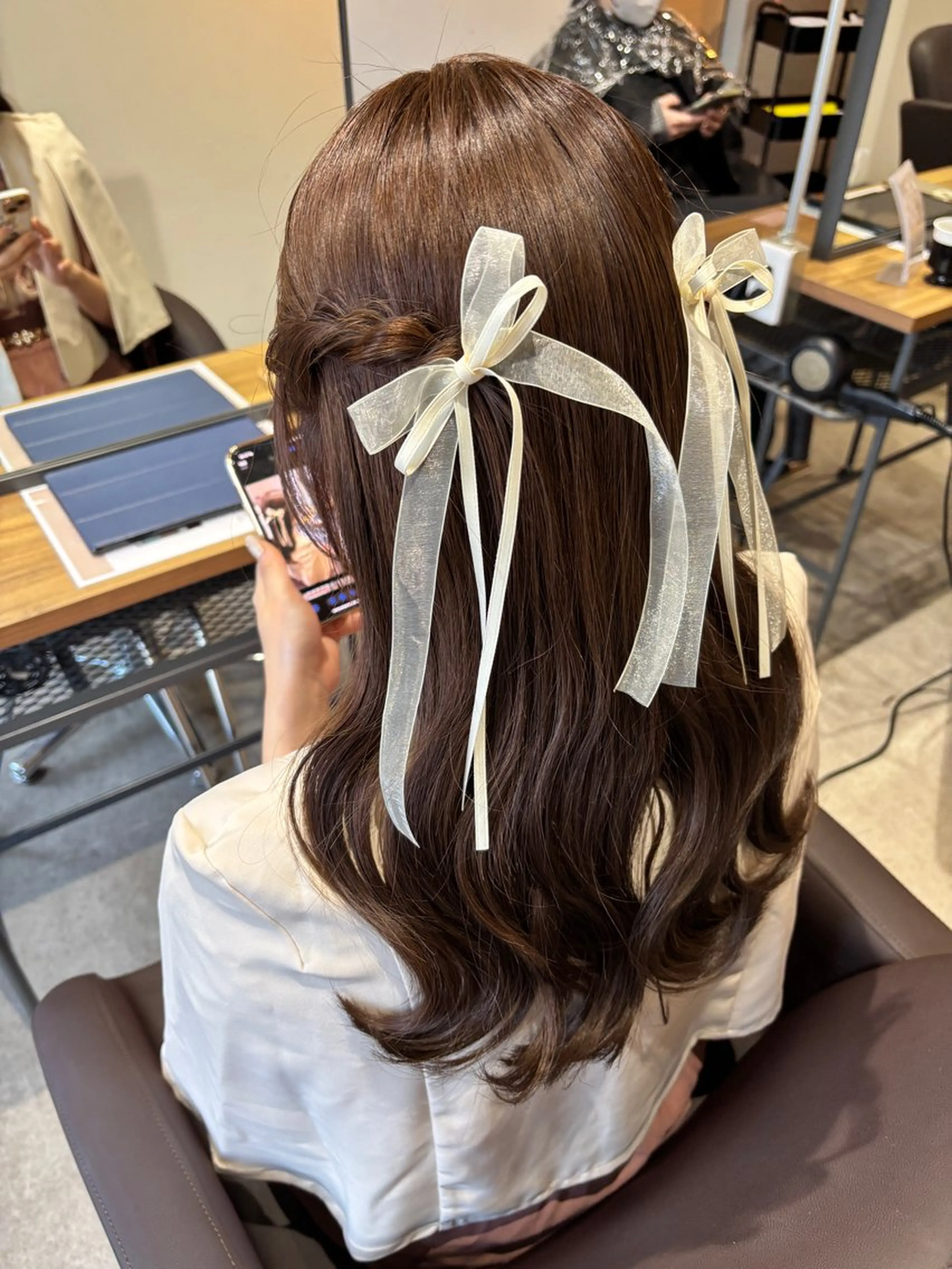 ヘアアレンジ ボブ ブリーチカラー🤍 髪質改善🌟のヘアスタイル