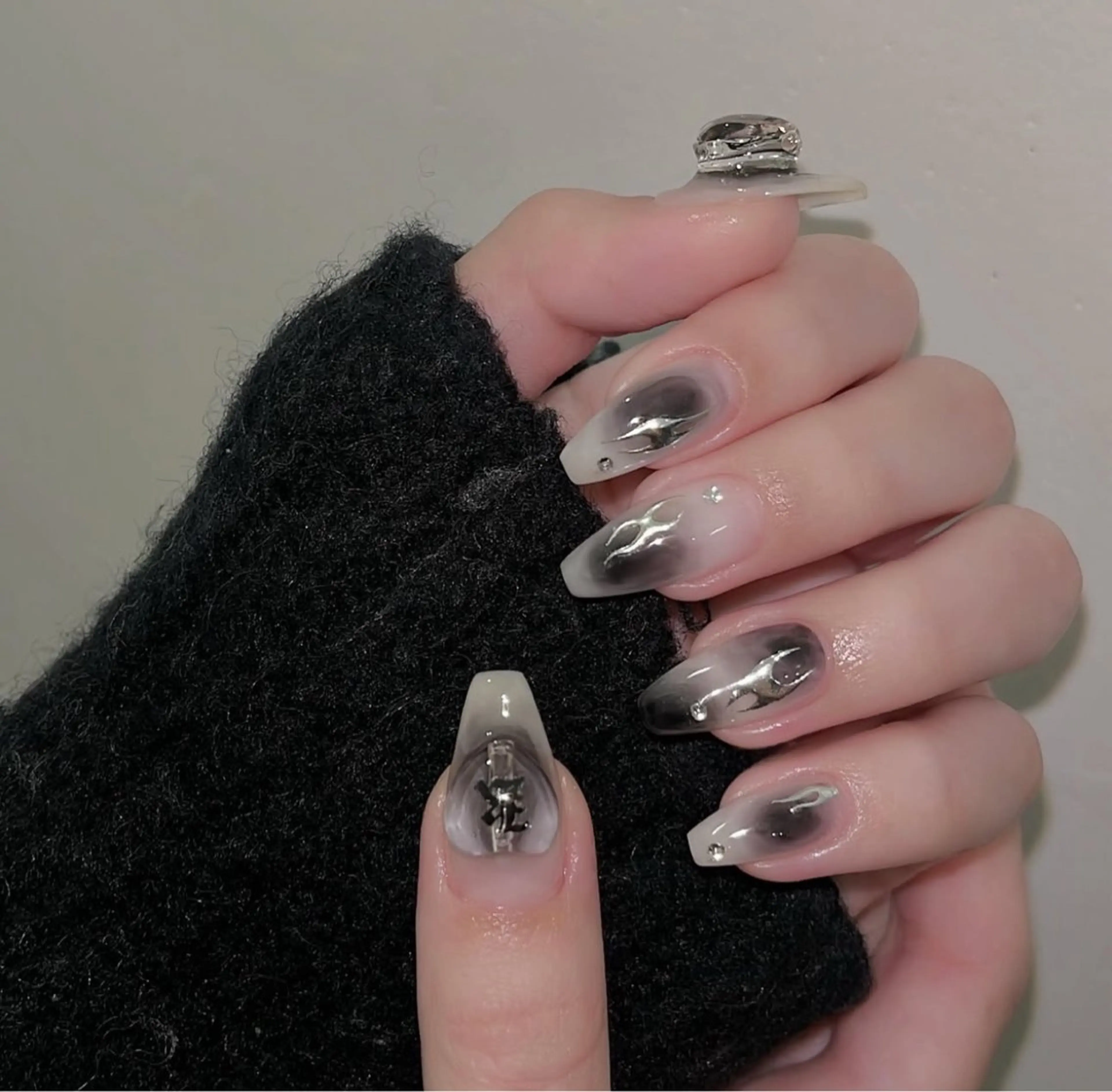 ネイル アートネイル ジェルネイル ネイルチップ Rin Rin TA Nailのネイルデザイン