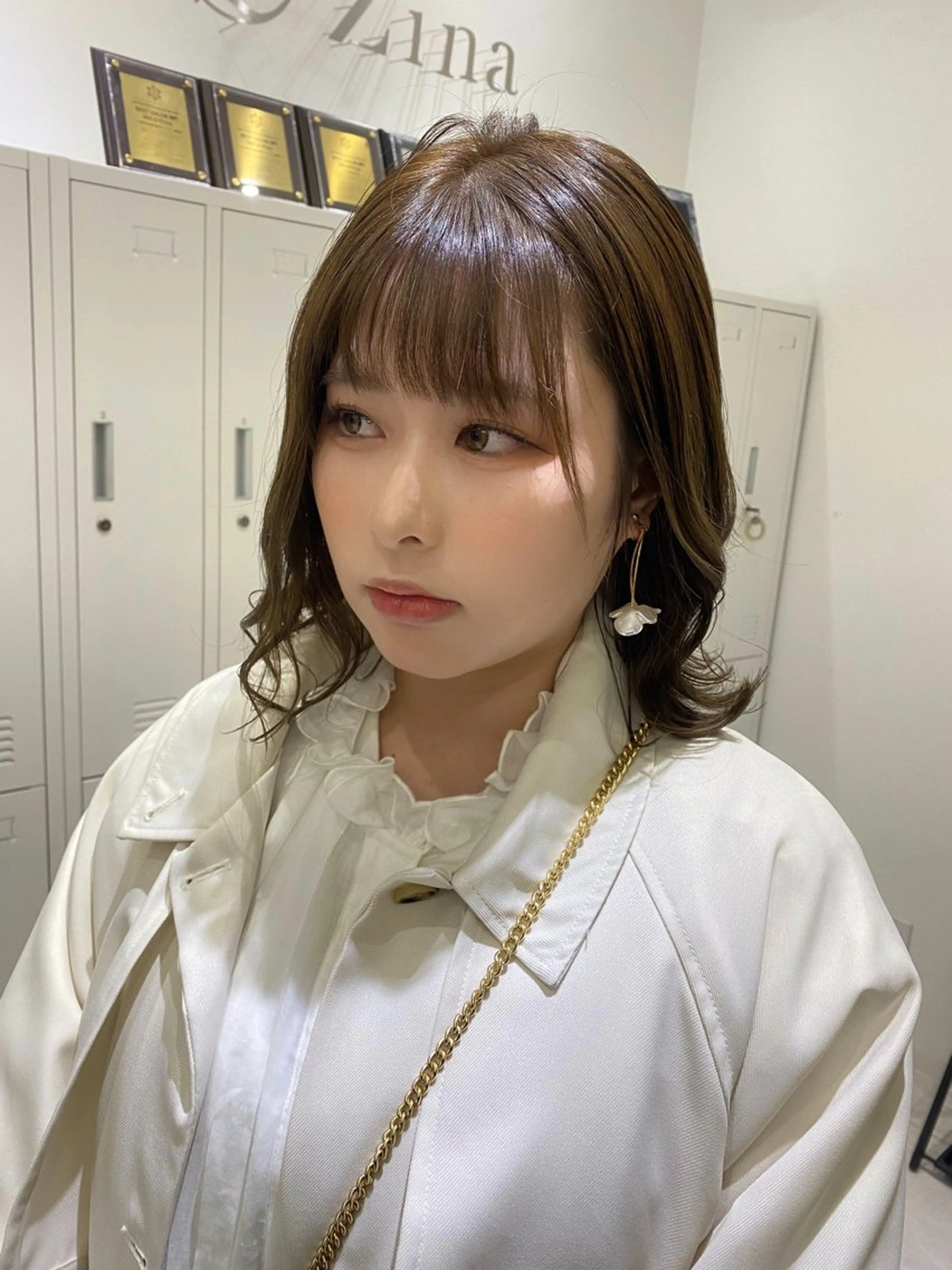 ミディアム カラー ベージュカラー トリートメント 透明感カラー ボブ ミディアム 齊木勇人のヘアスタイル