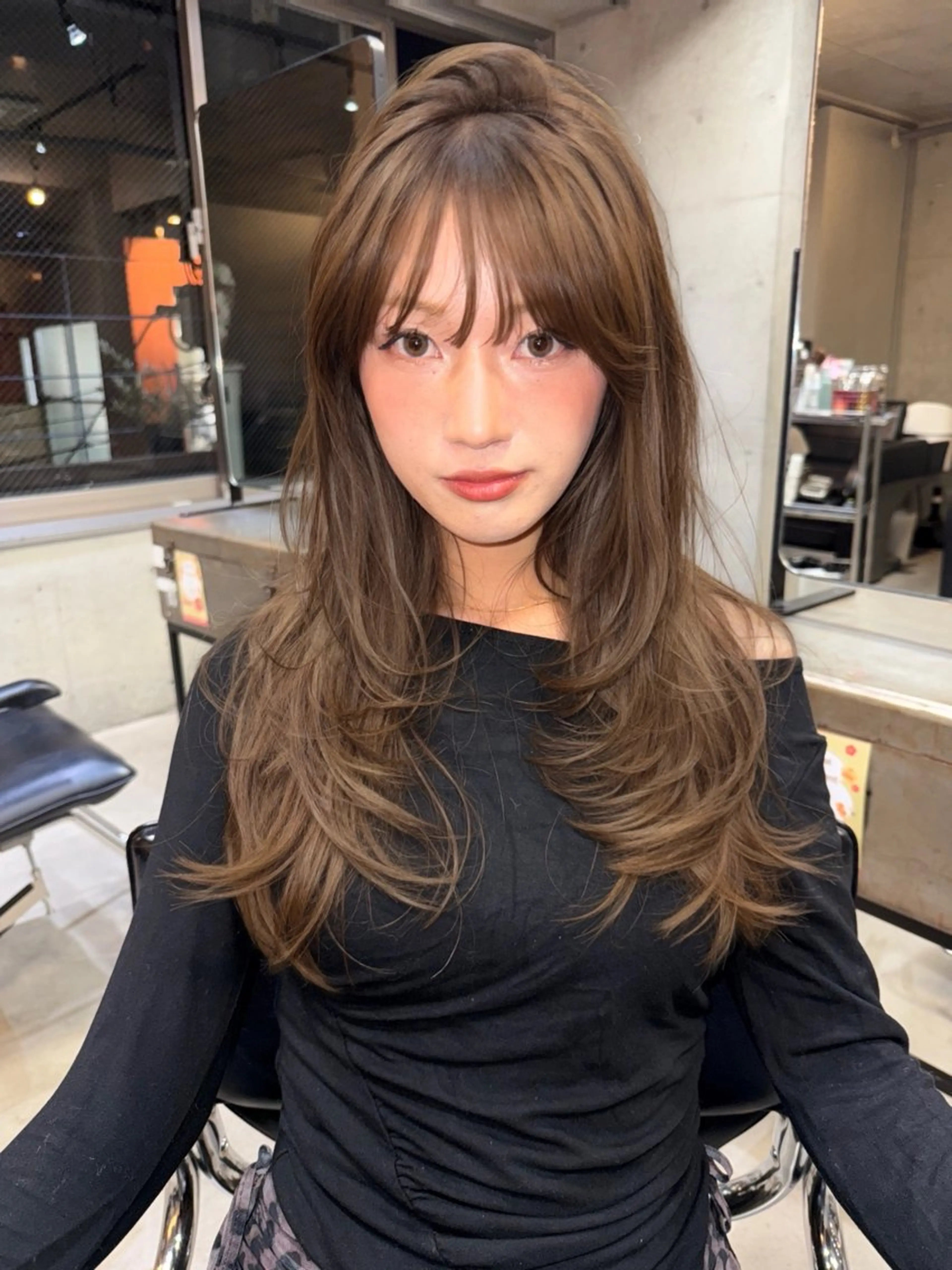 ロング レイヤーカット カット ヘアカラー トリートメント レイヤーカット\ウル フ　chinatsuのヘアスタイル
