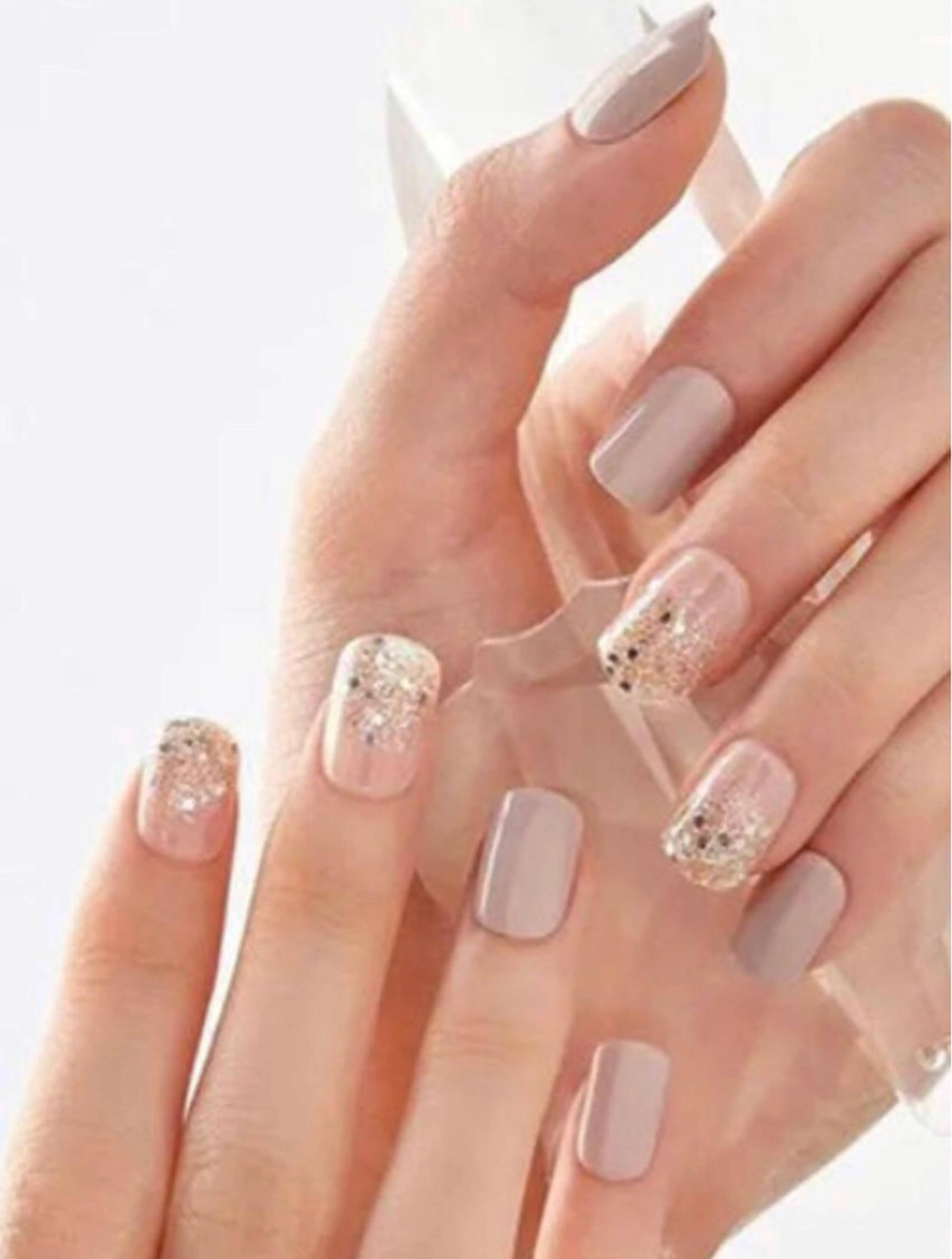 ネイル ハンドネイル ゲン レイカのネイルデザイン