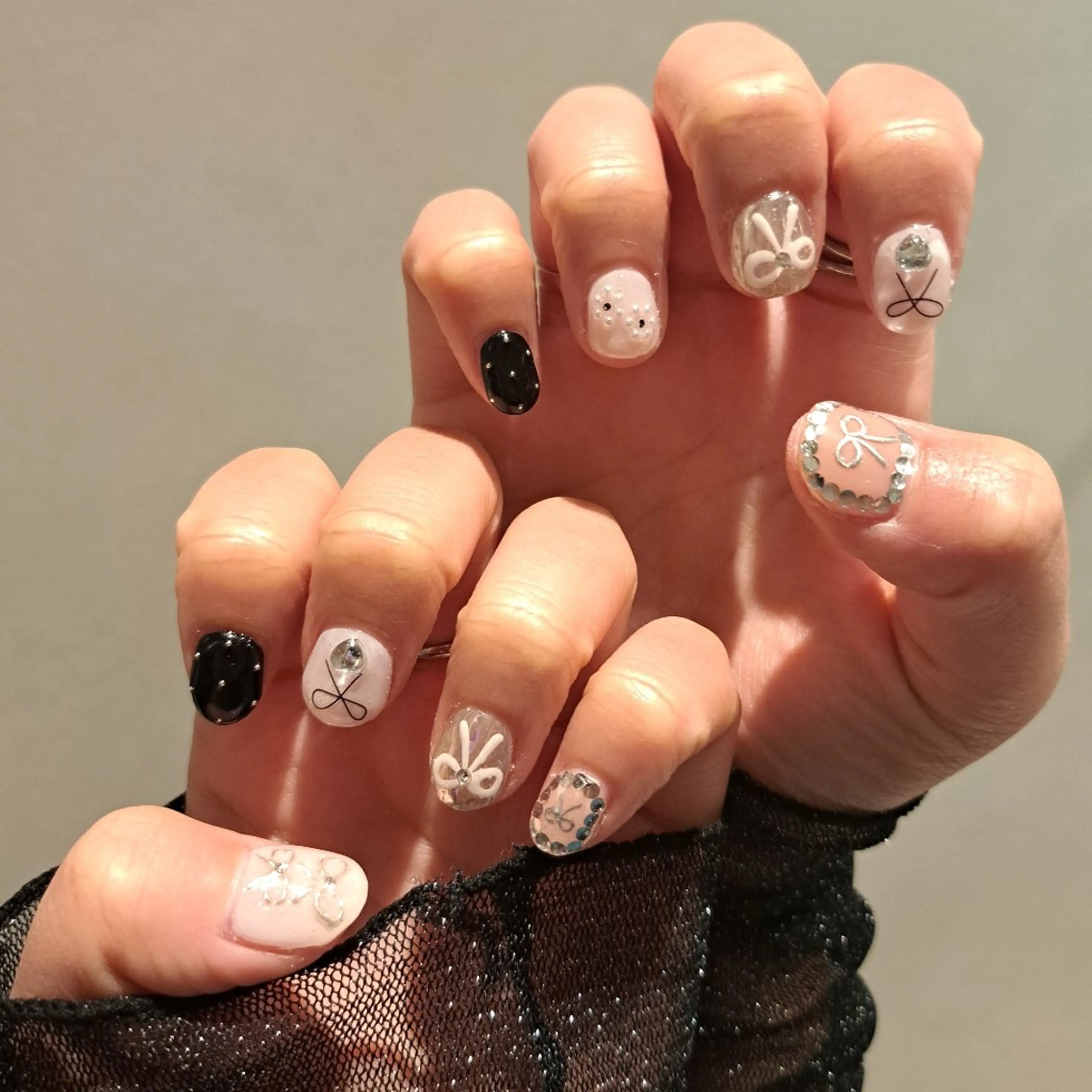 ネイル アートネイル ジェルネイル 韓国ネイル 持ち込み リボン Nail mood /アートし放題のネイルデザイン