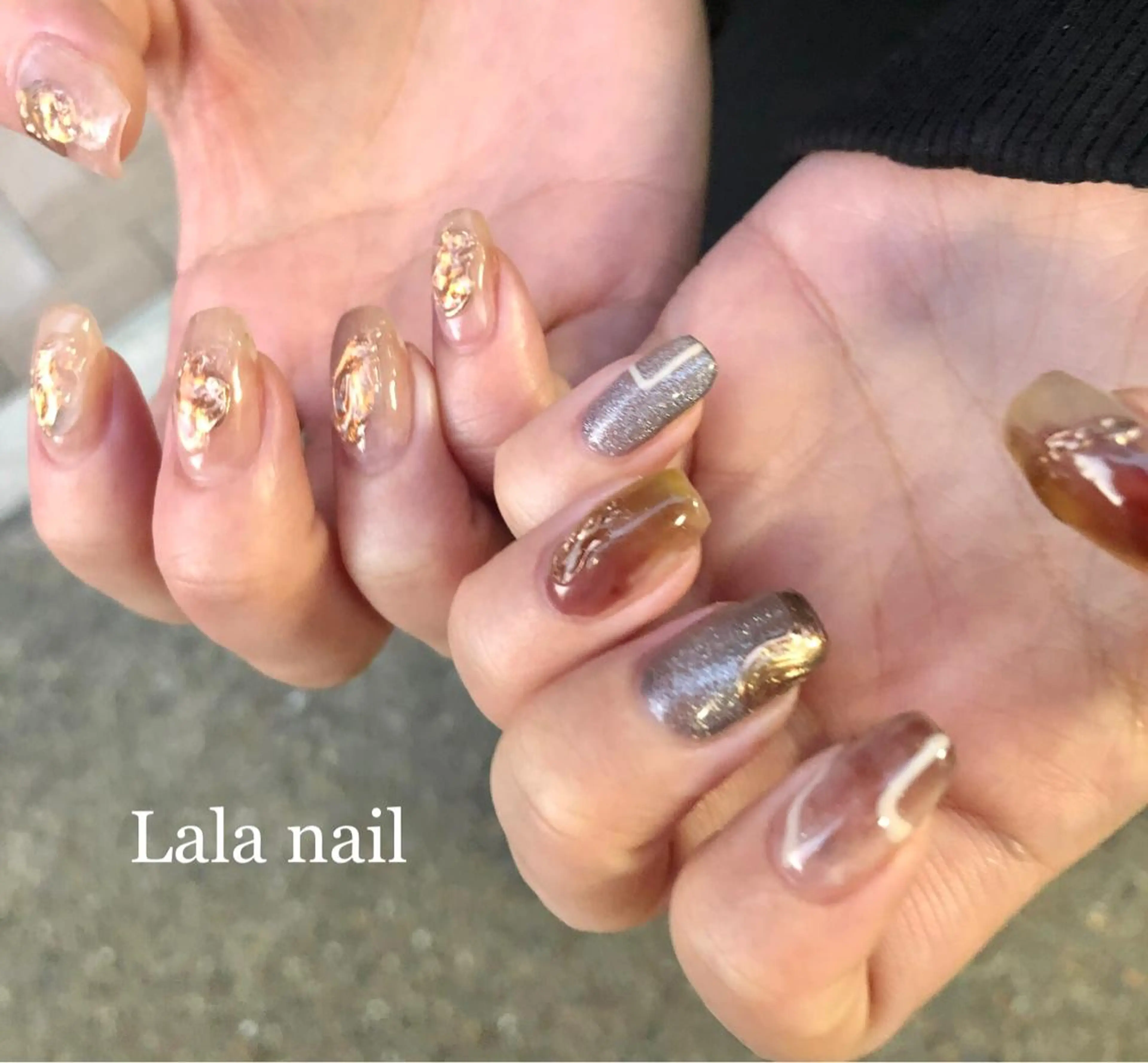 ネイル ミラーネイル ニュアンスネイル ぷっくりネイル 冬ネイル Lala nailのネイルデザイン