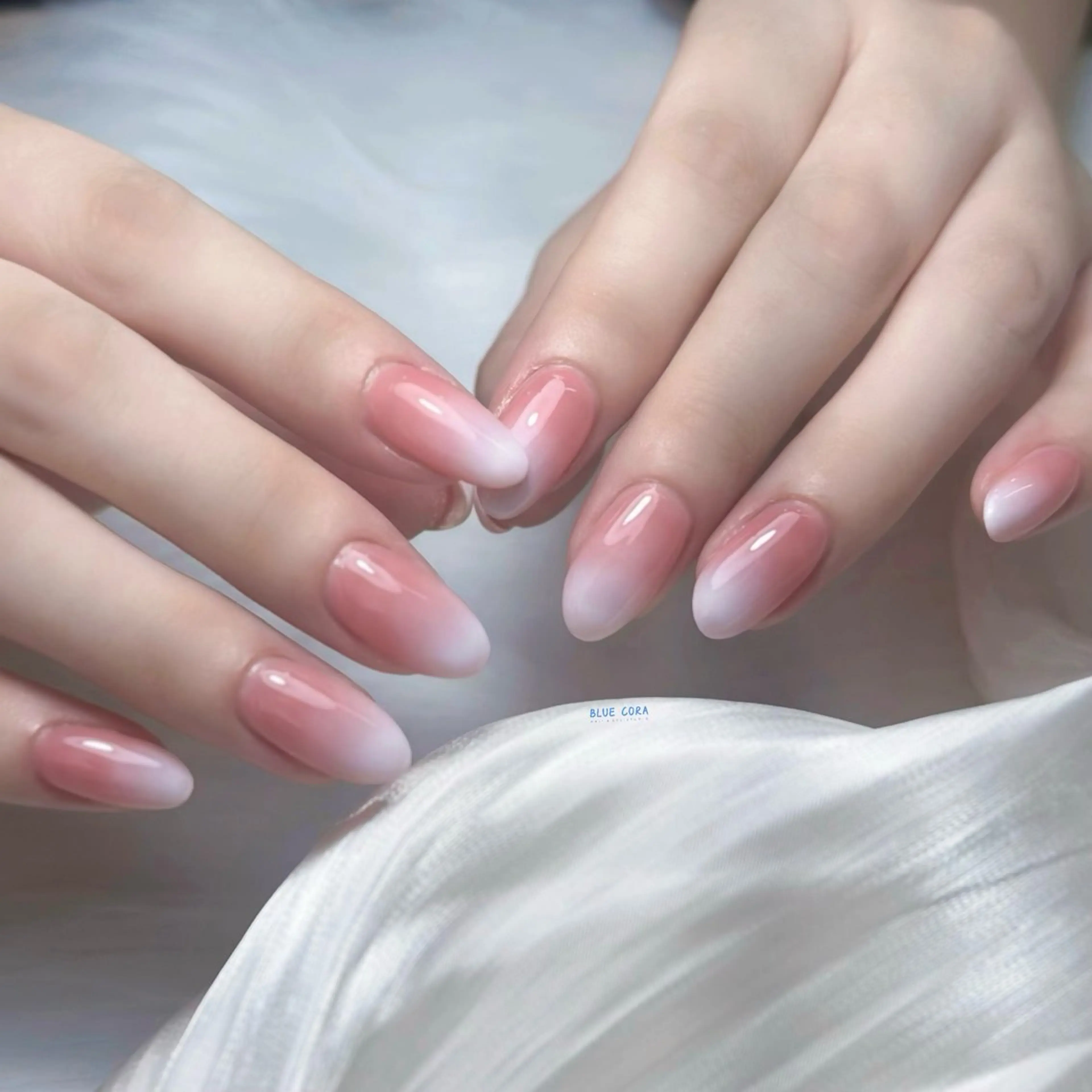 ネイル クリアネイル ハンドネイル ハンドケア BLUE CORA所属・BLUE CORAのネイルデザイン