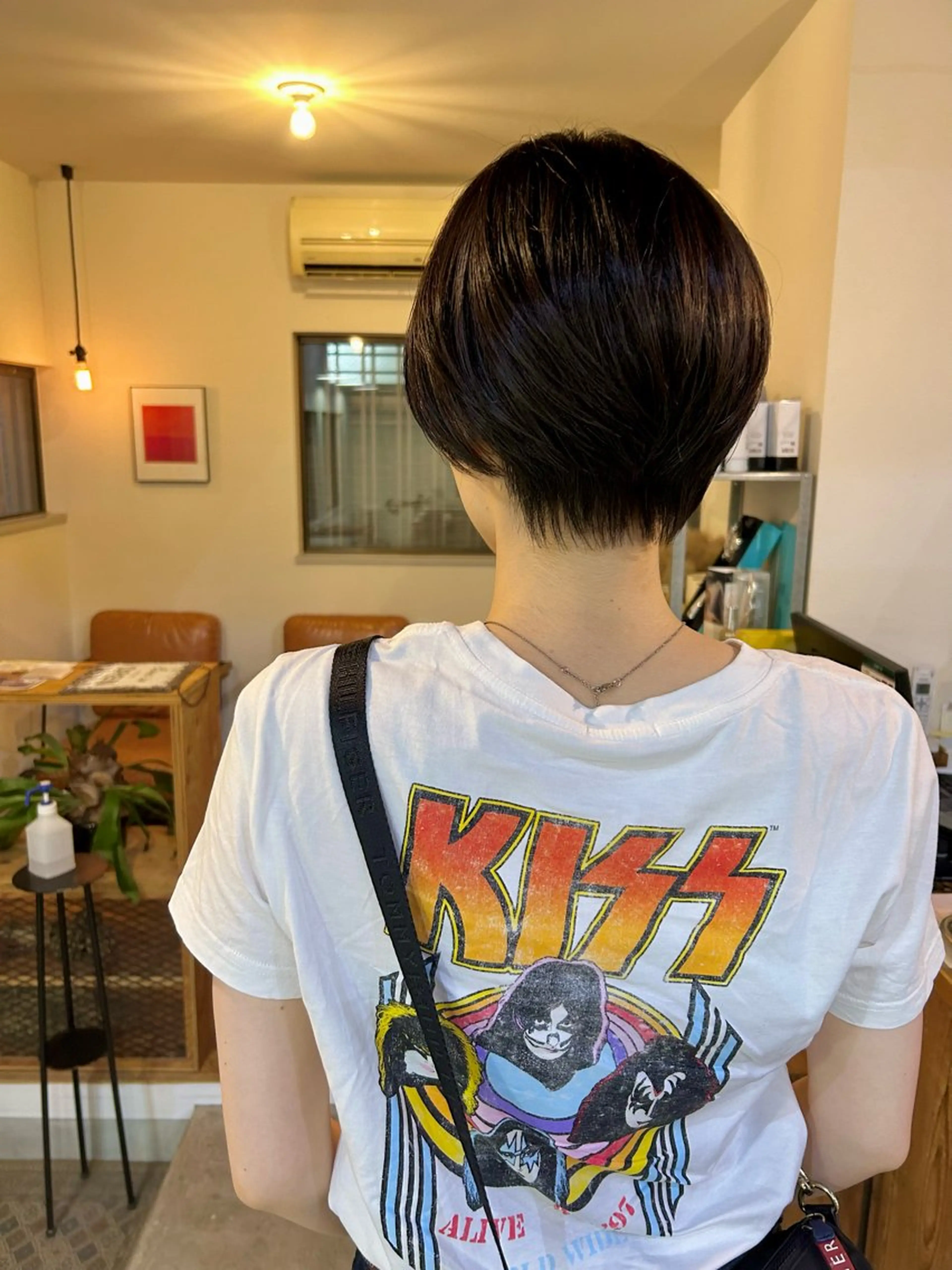 ［9:00​〜​17:00］カットの写真