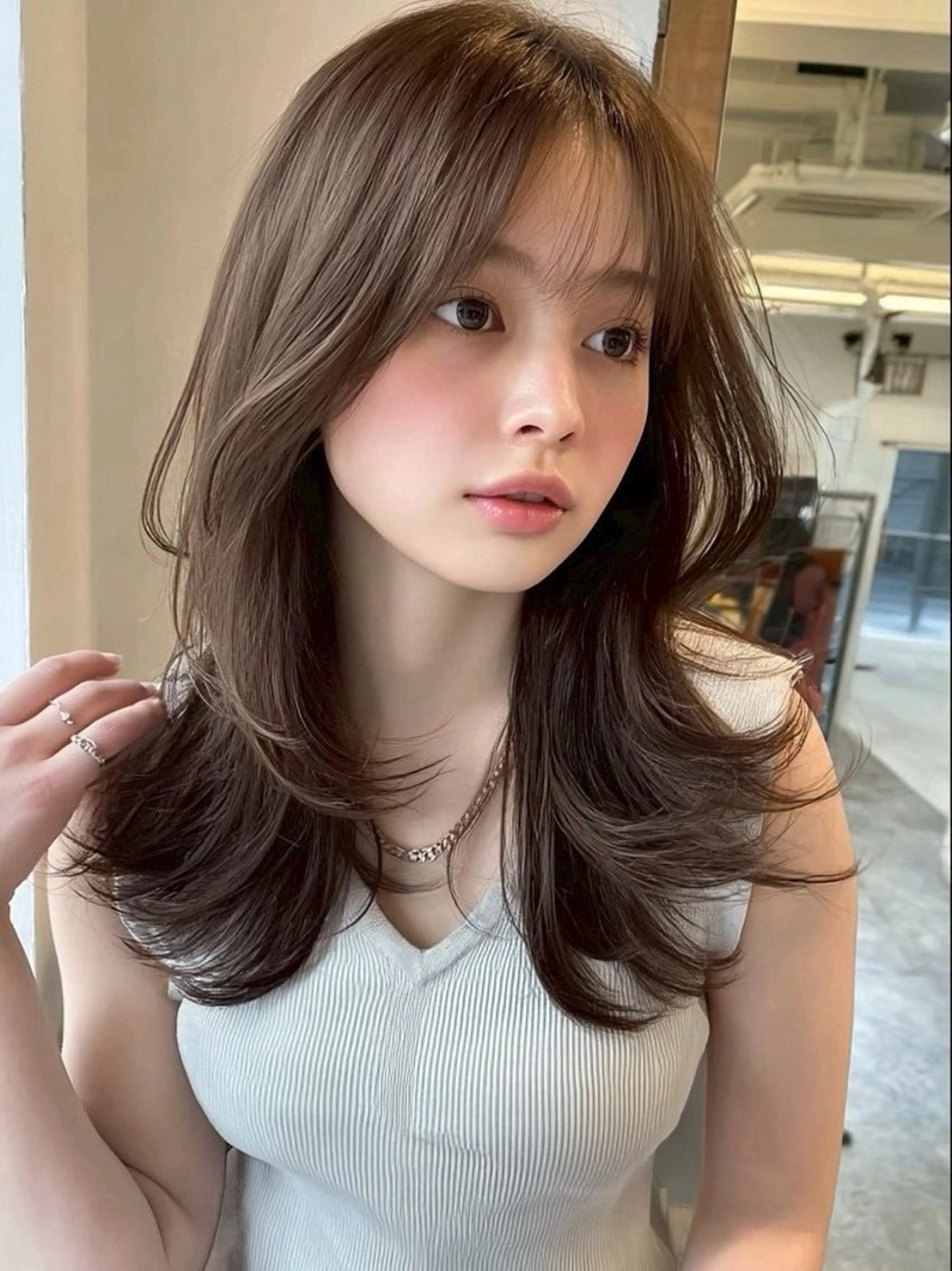 ロング カラー ヘアカラー 鍋島 美華のヘアスタイル