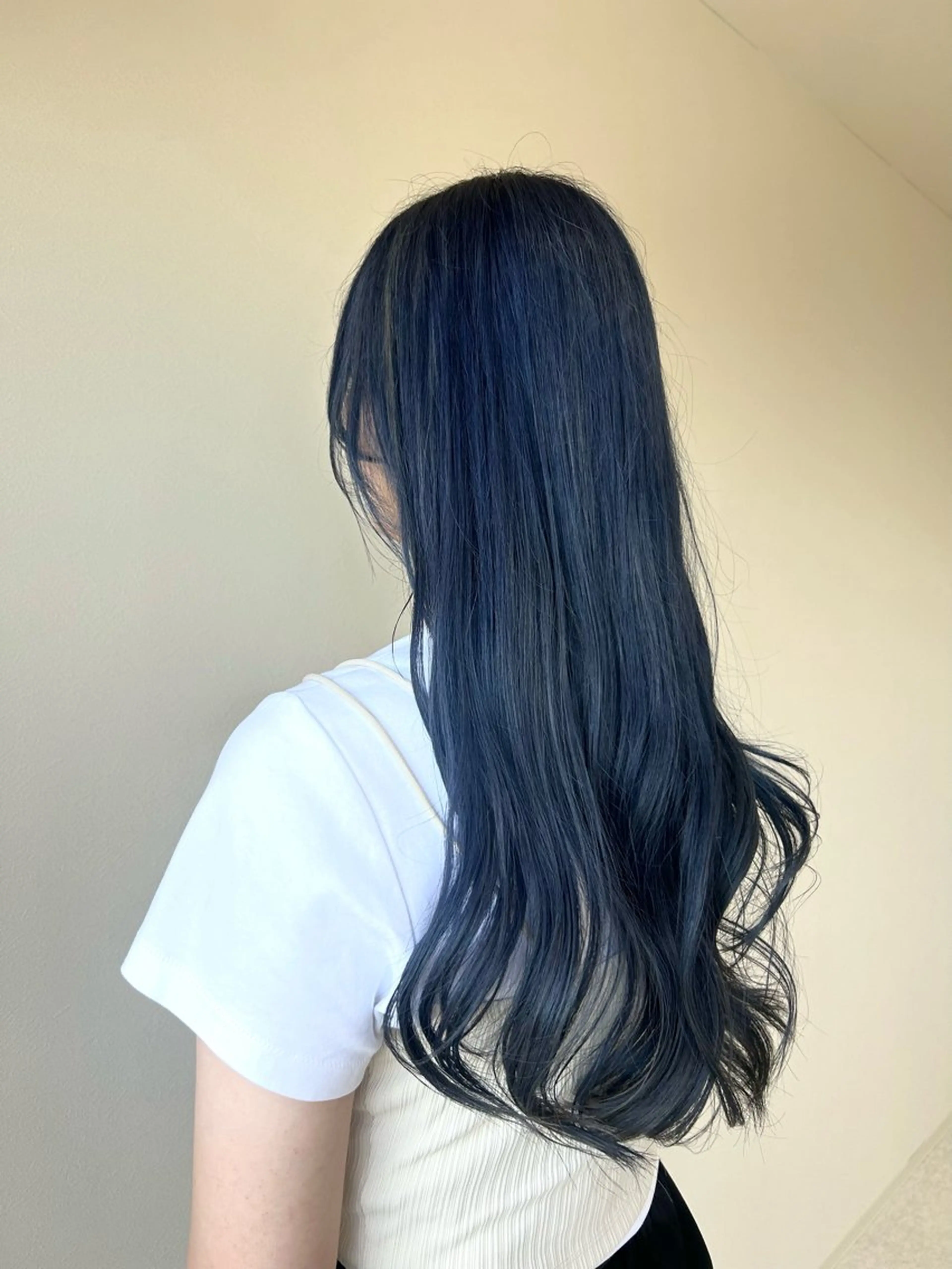 ロング LUVISM 神田こころのヘアスタイル