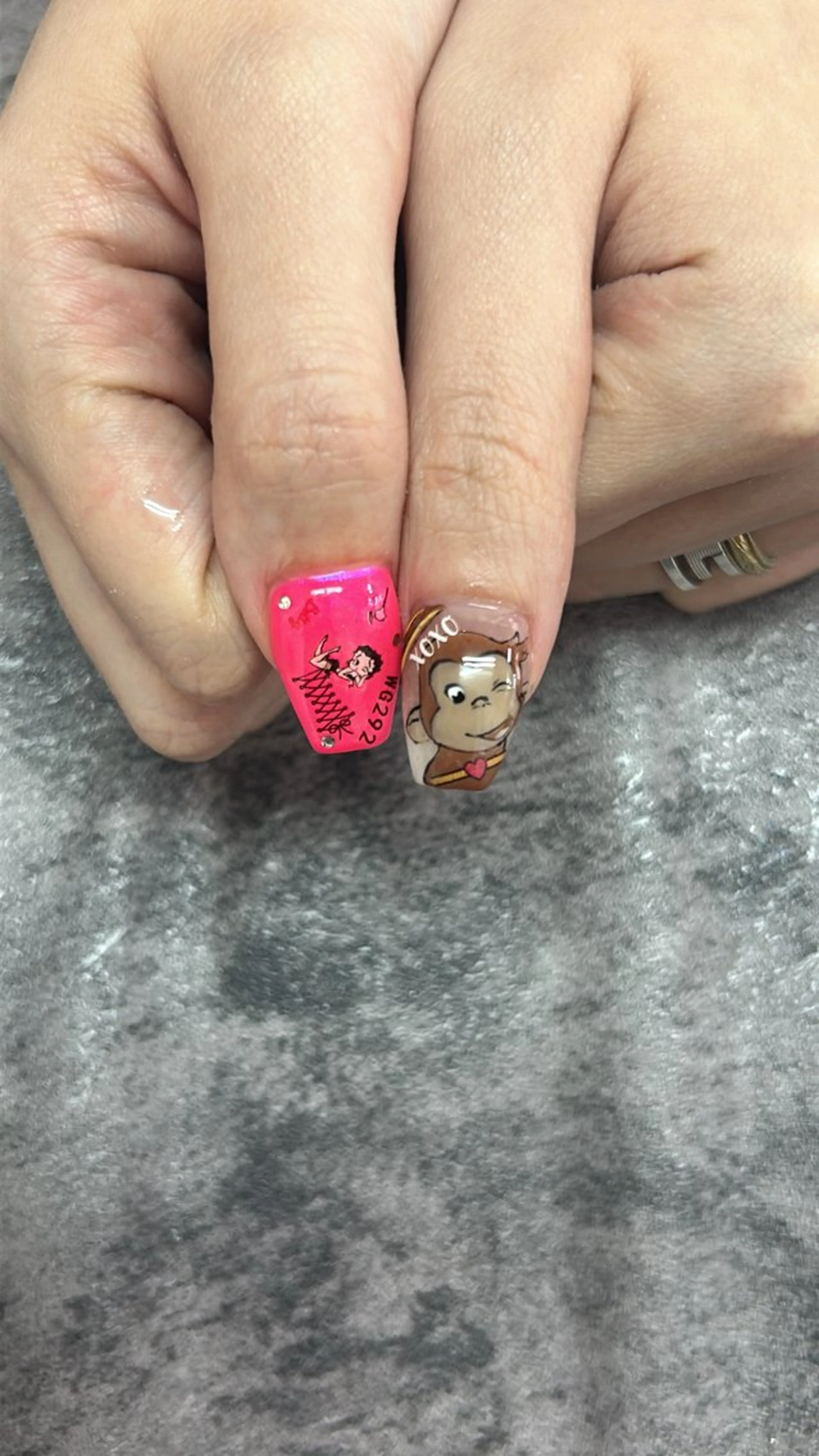 ネイル brilliant s.kのネイルデザイン