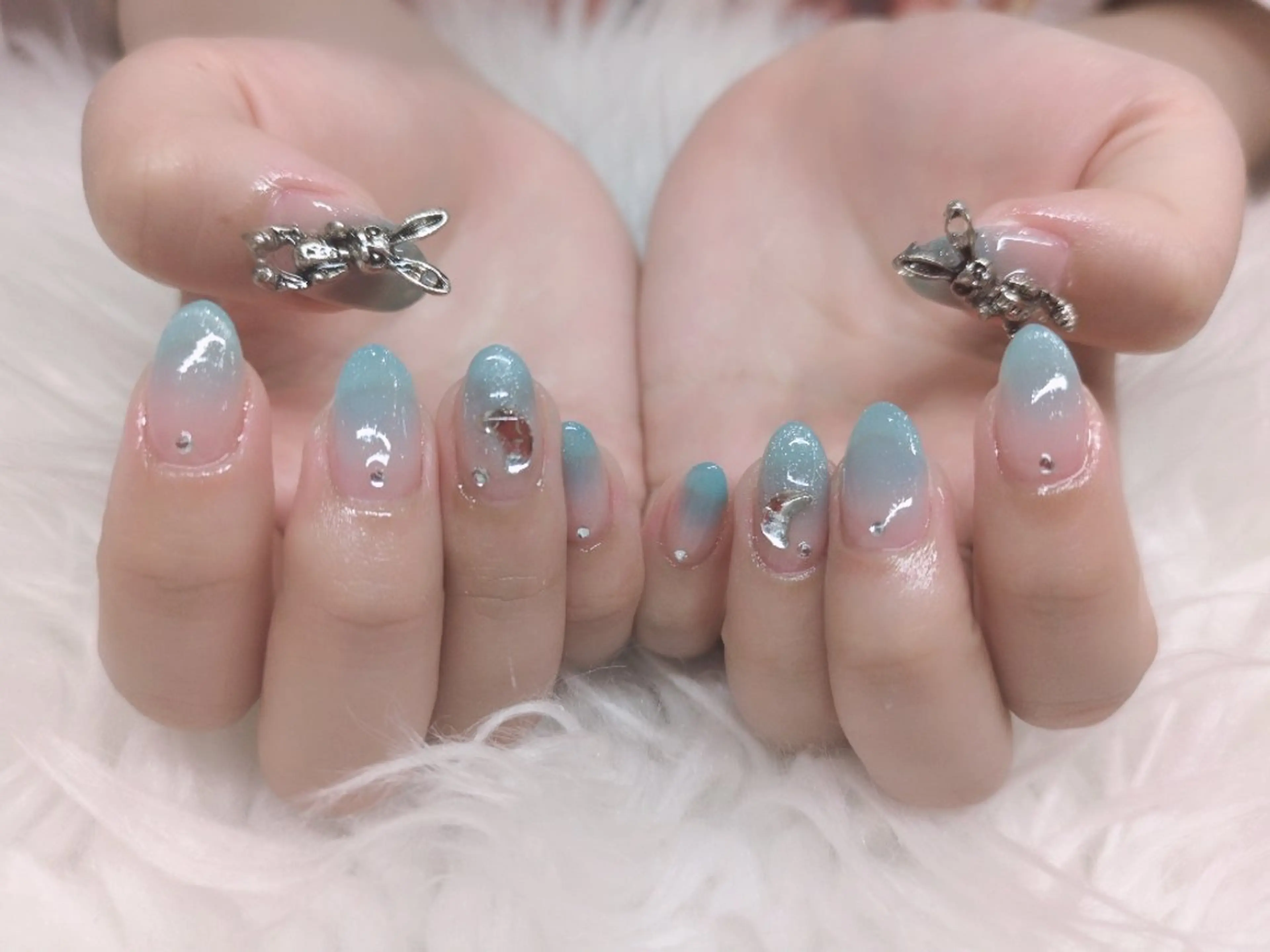 ネイル &ME サンのネイルデザイン