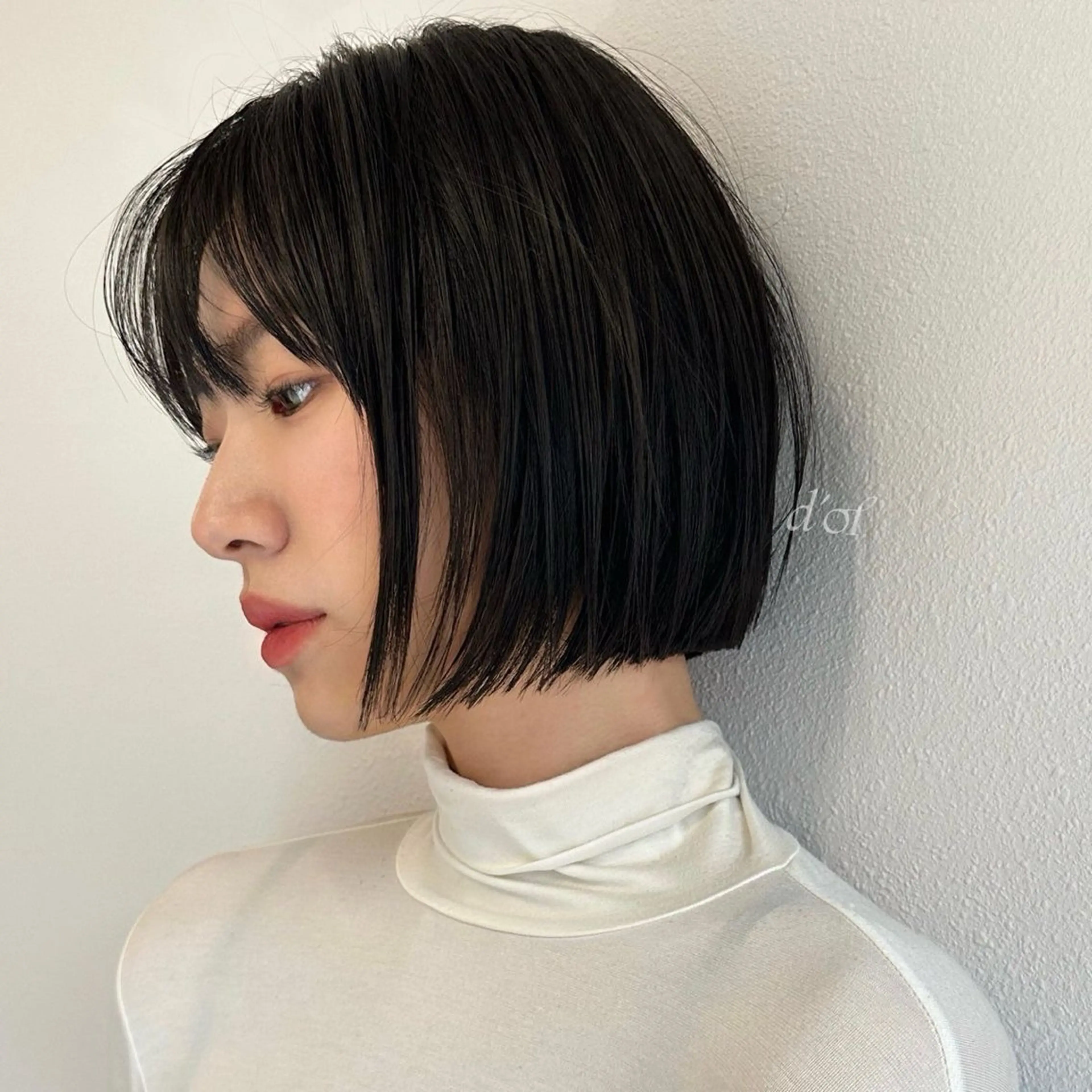 ショート ボブ 韓国風ヘア レイヤーカット nonoka オリーブ/グレージュのヘアスタイル