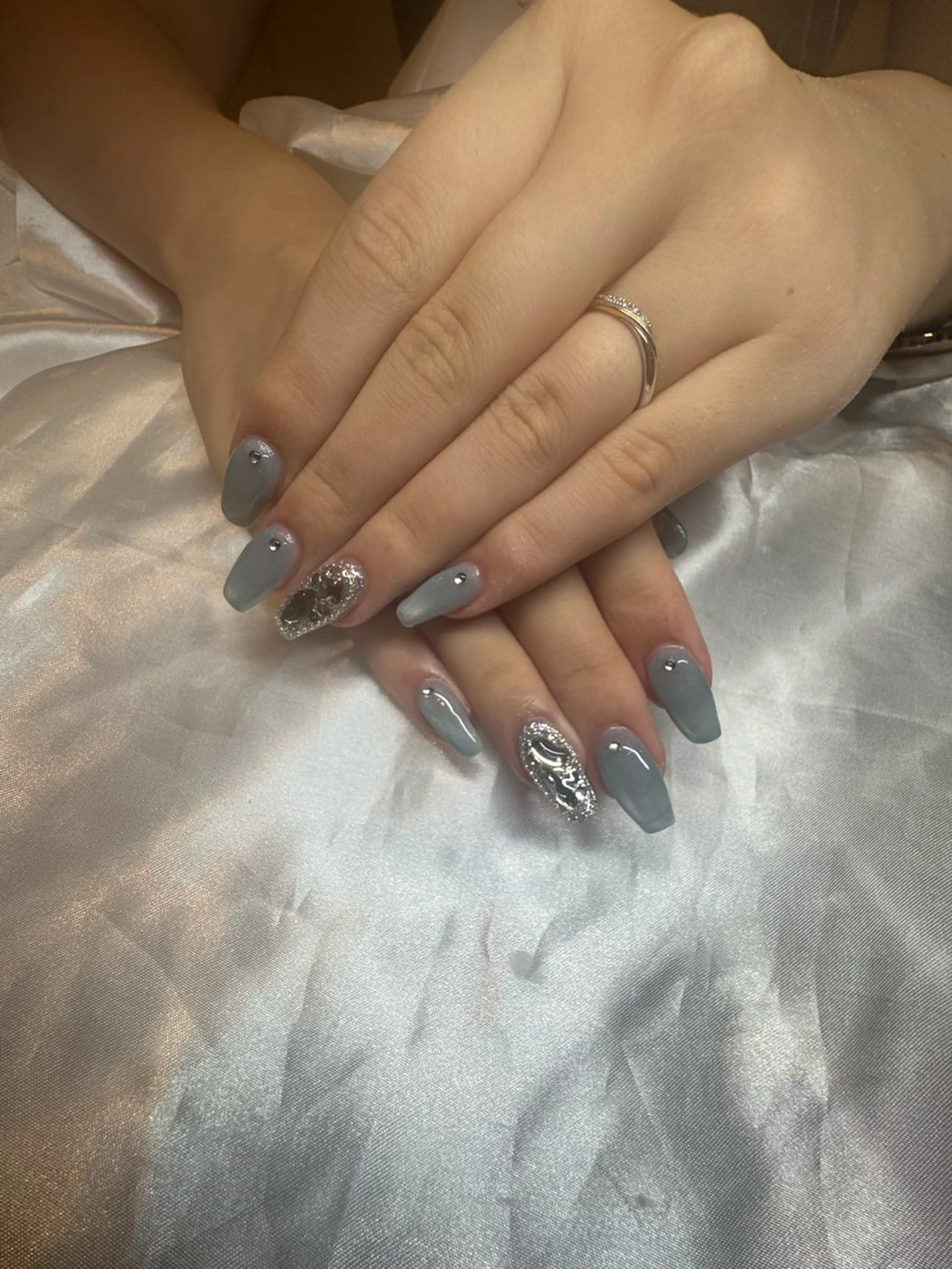 ネイル ハンドネイル 濱岡 咲のネイルデザイン