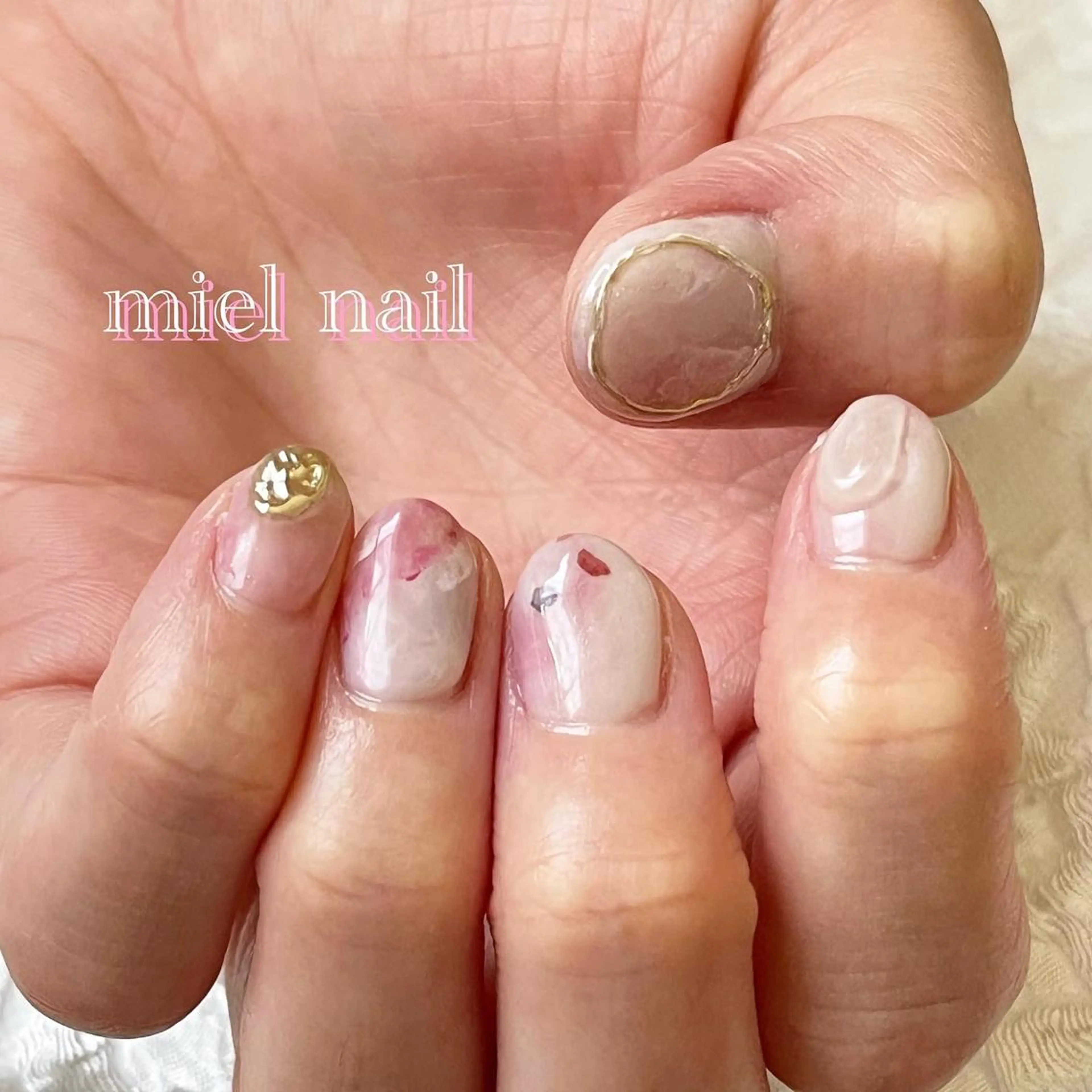 ネイル クリアネイル 大理石ネイル(マーブル) 持ち込み ニュアンスネイル ハンドネイル miel nailのネイルデザイン