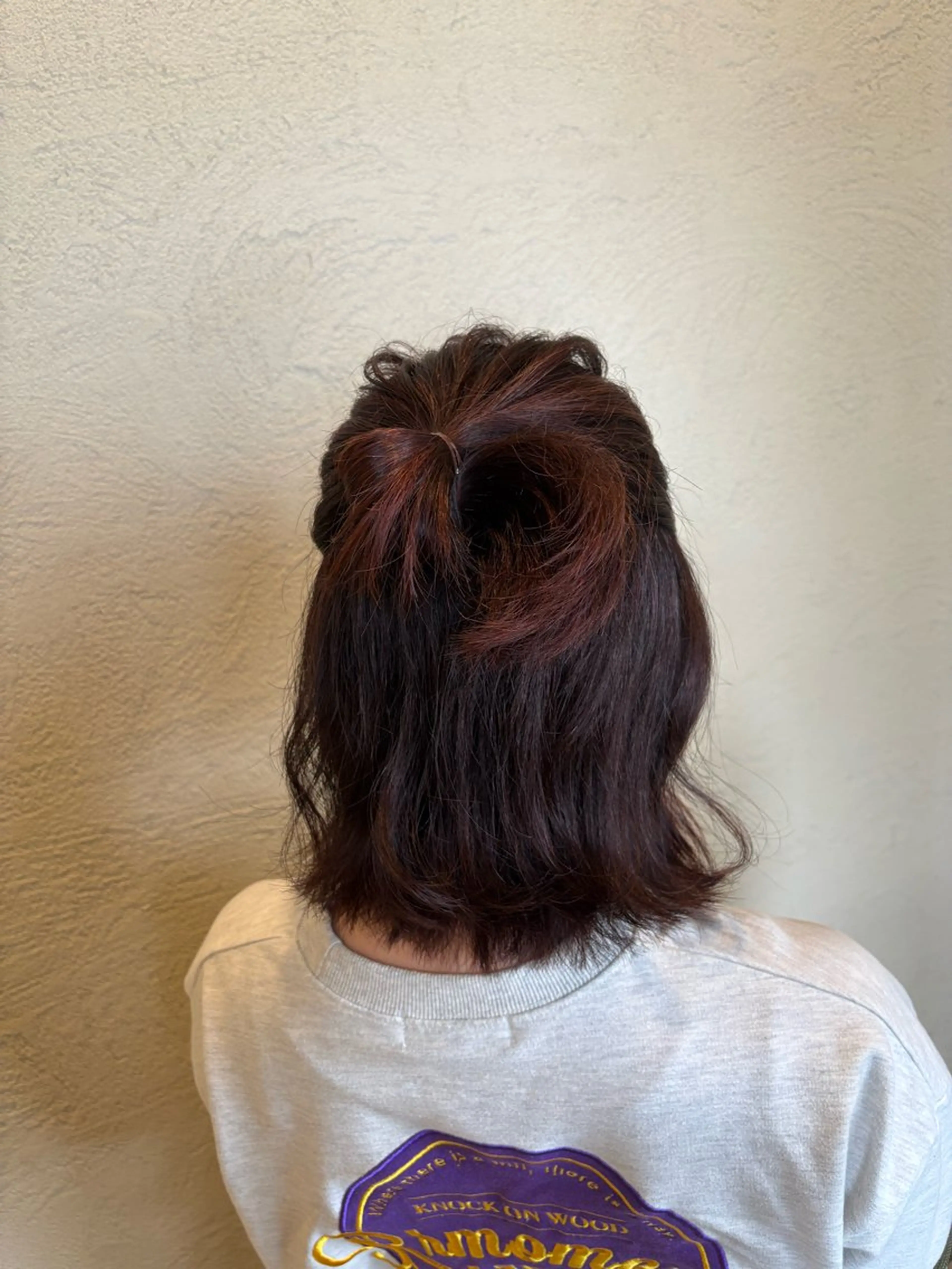 ミディアム ルプラボウ/豊川/ レイヤー/サクラのヘアスタイル