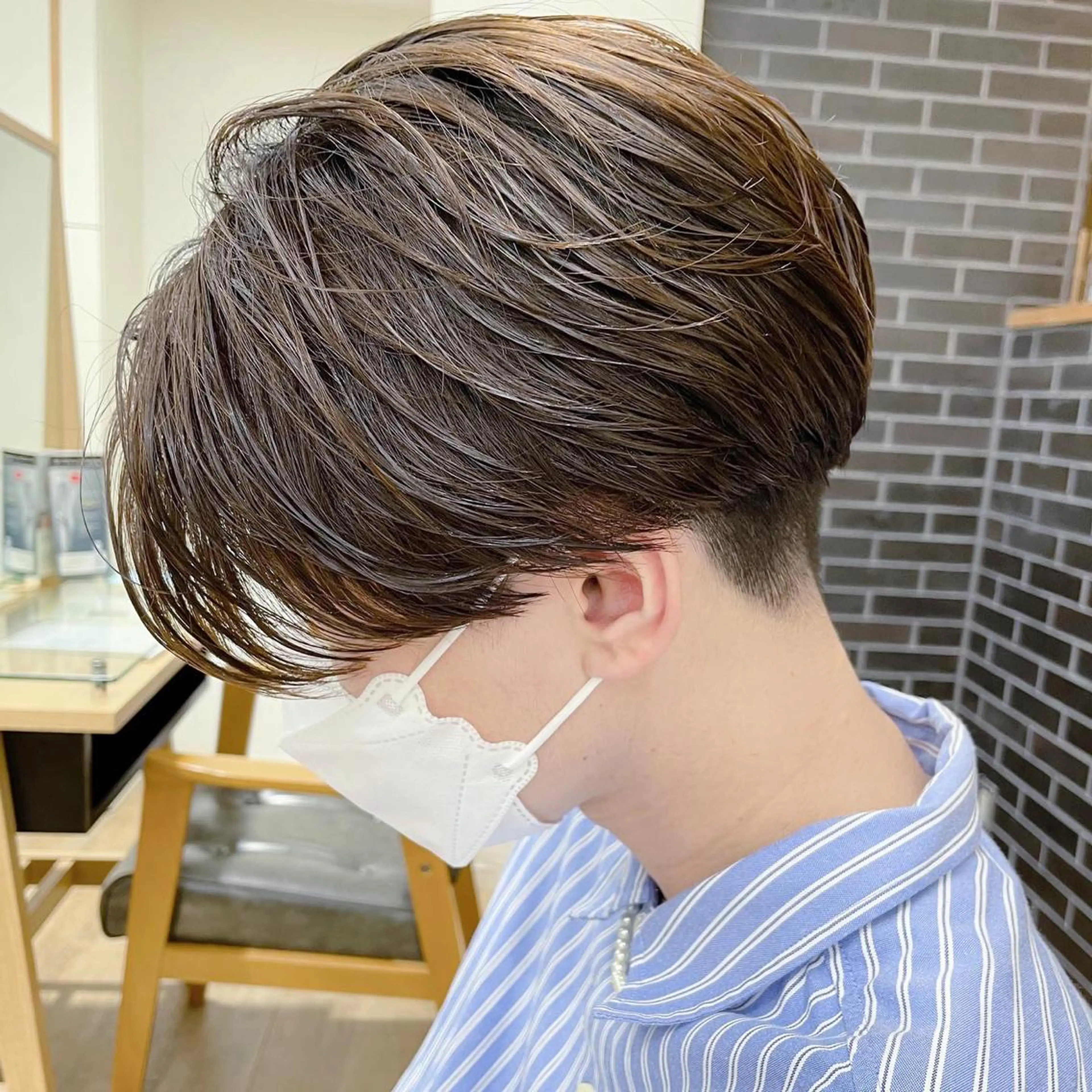 ショート メンズ 🤎ベージュカラー 🐶メンズパーマのヘアスタイル