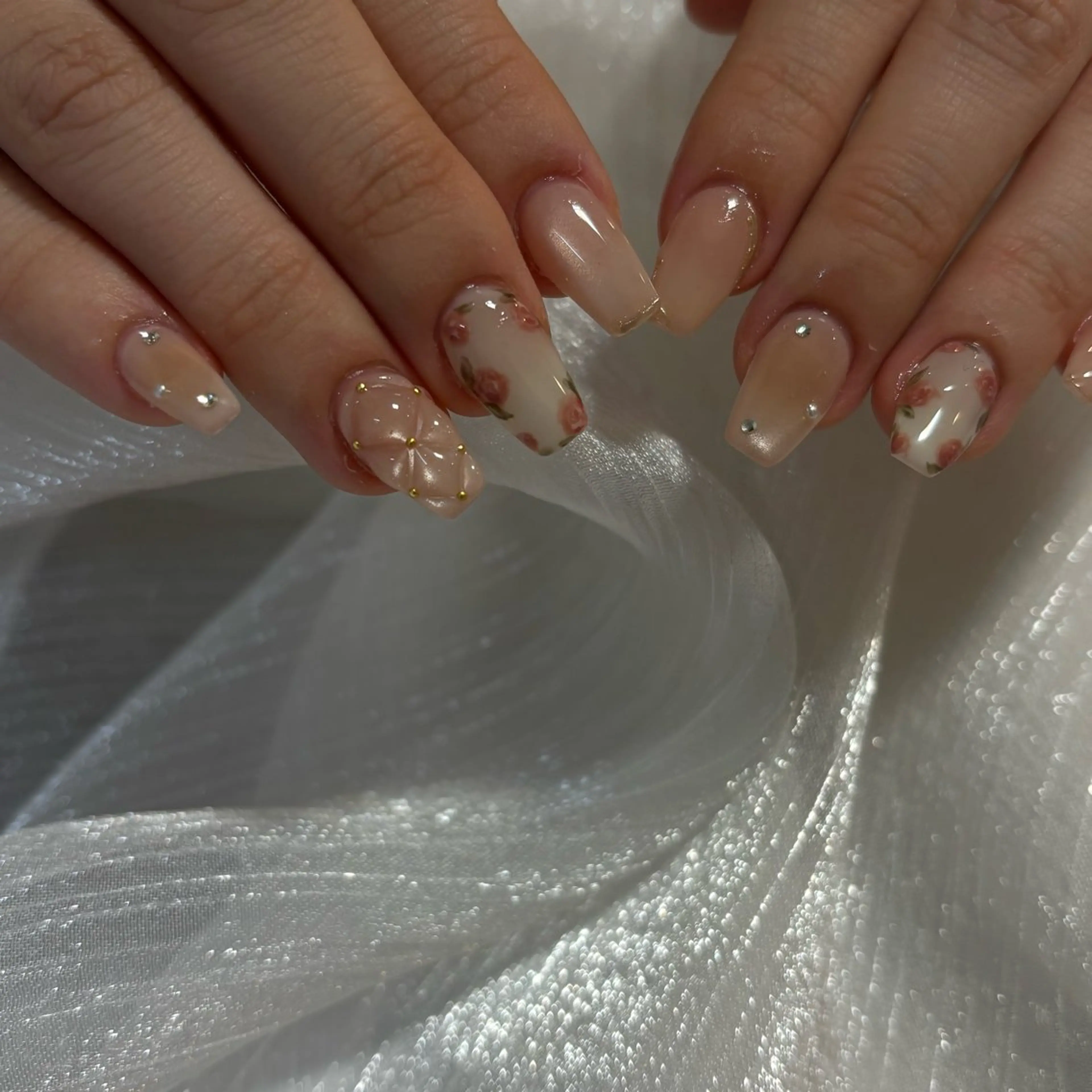 ネイル ハンドネイル Lélia nail Himariのネイルデザイン