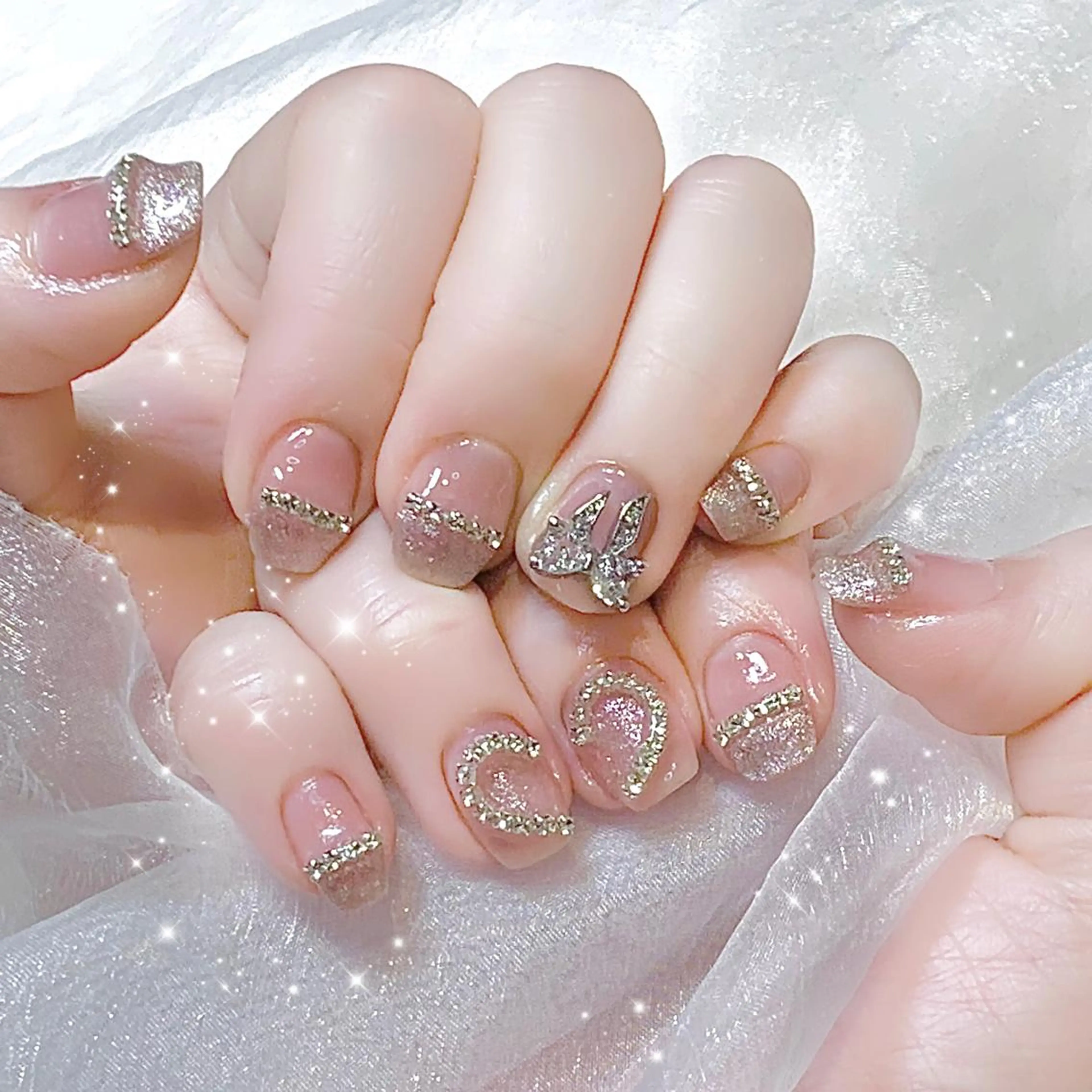 ネイル ハンドネイル Kanon 🤍のネイルデザイン