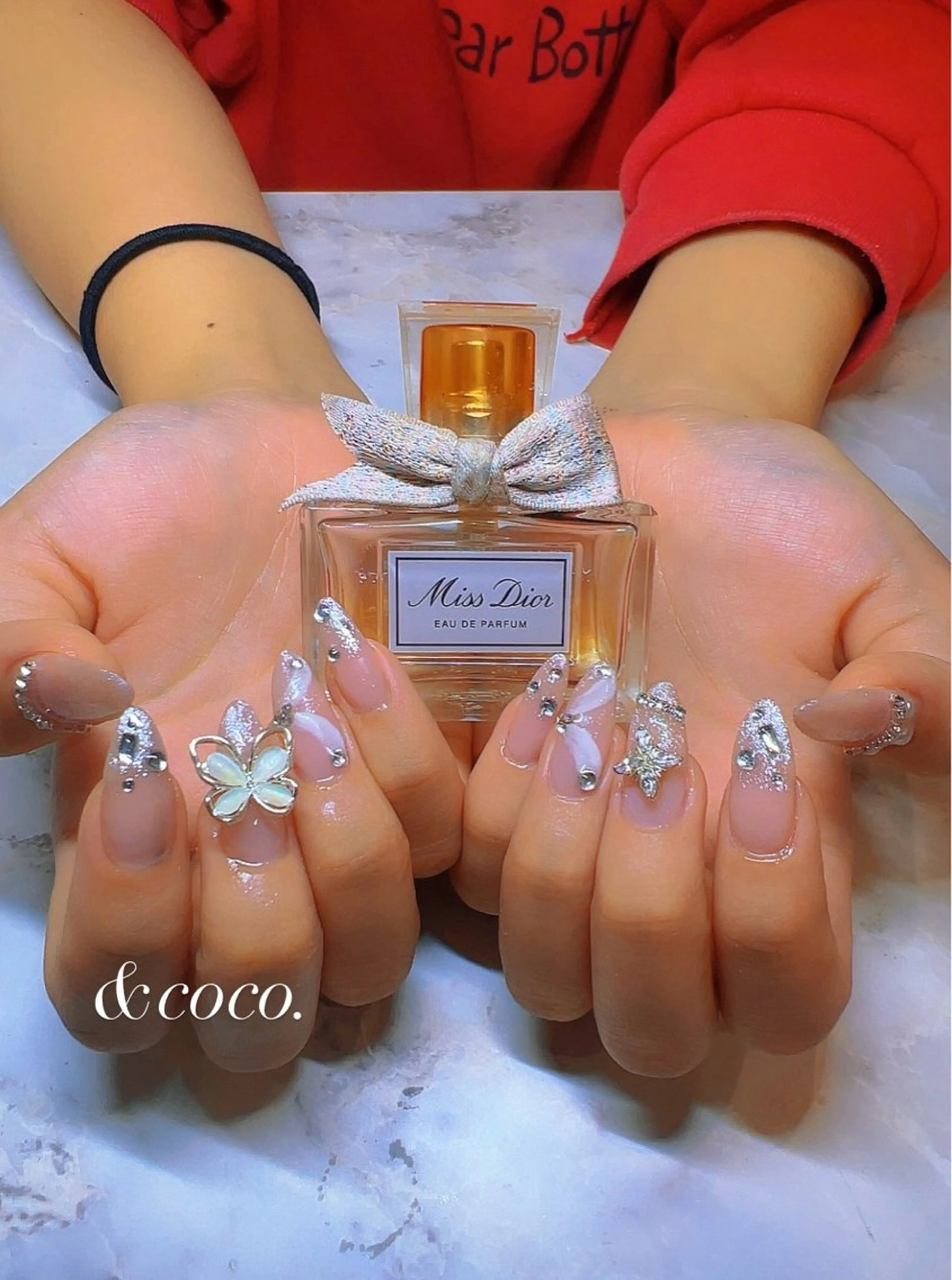 ネイル 成人式 ハンドネイル ＆coco.所属・＆ coco.のネイルデザイン