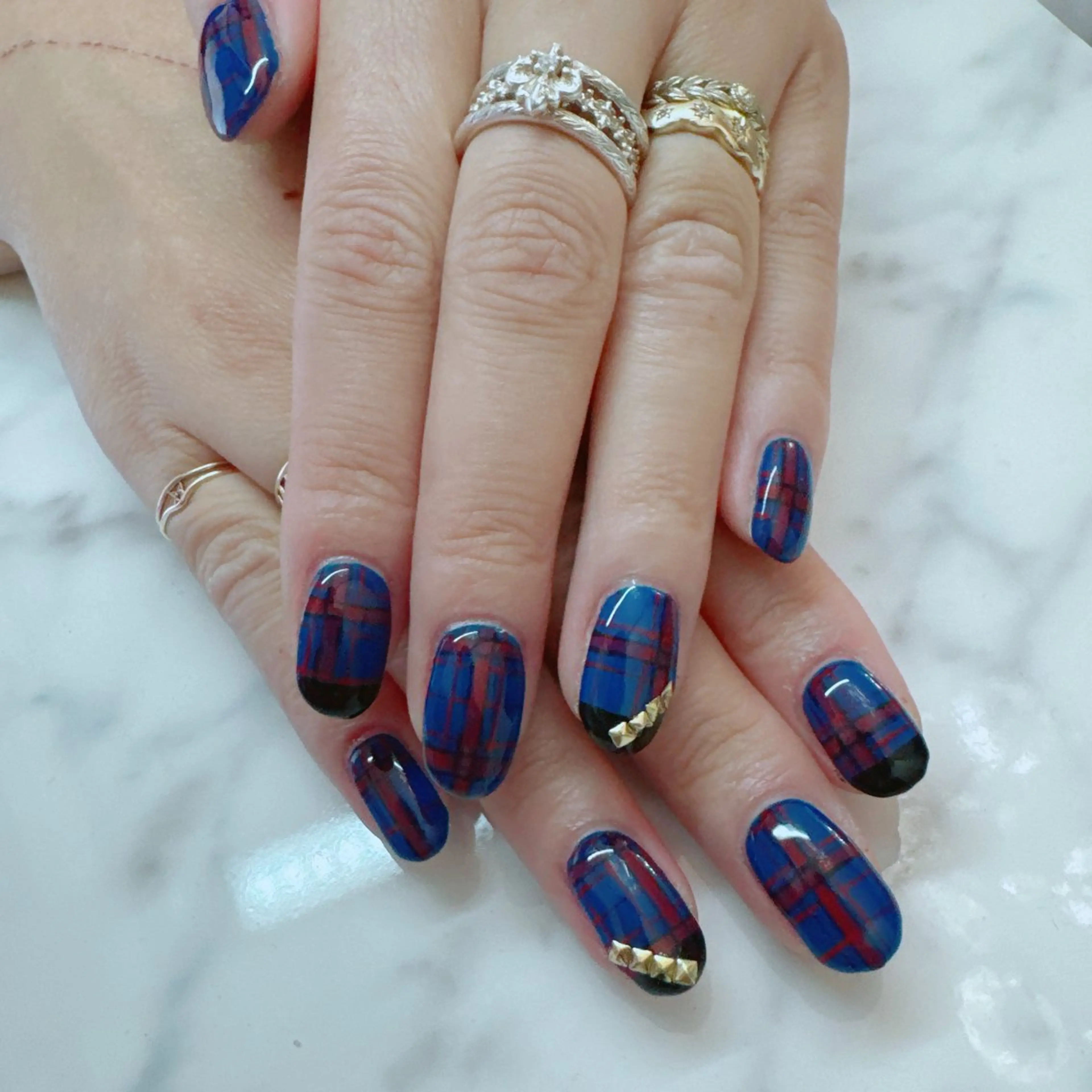 ネイル アートネイル BANBINANAIL所属・イリネコ マリのネイルデザイン