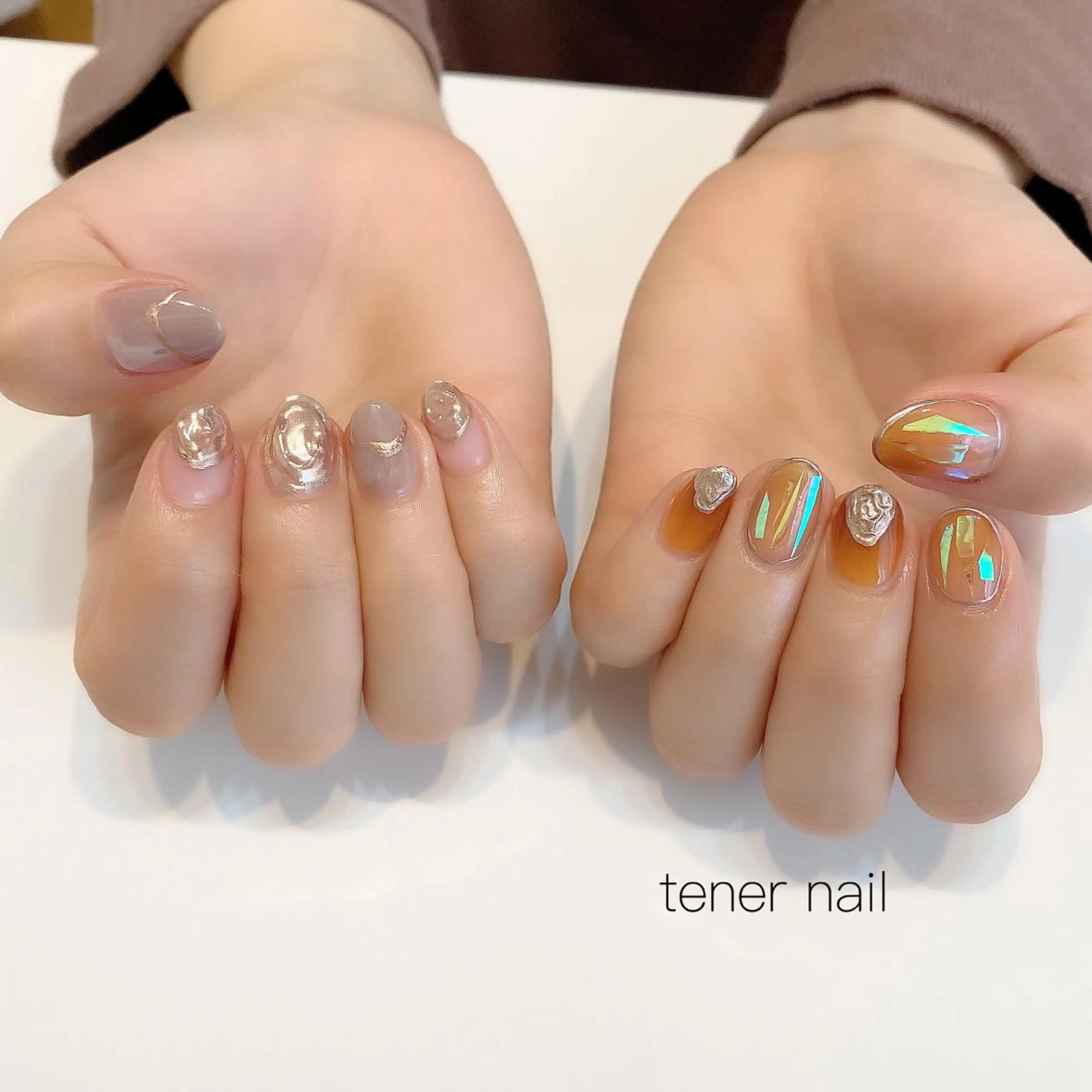 ネイル ミラーネイル ニュアンスネイル tener  nail  テネルネイル所属・テネルネイル tener nailのネイルデザイン