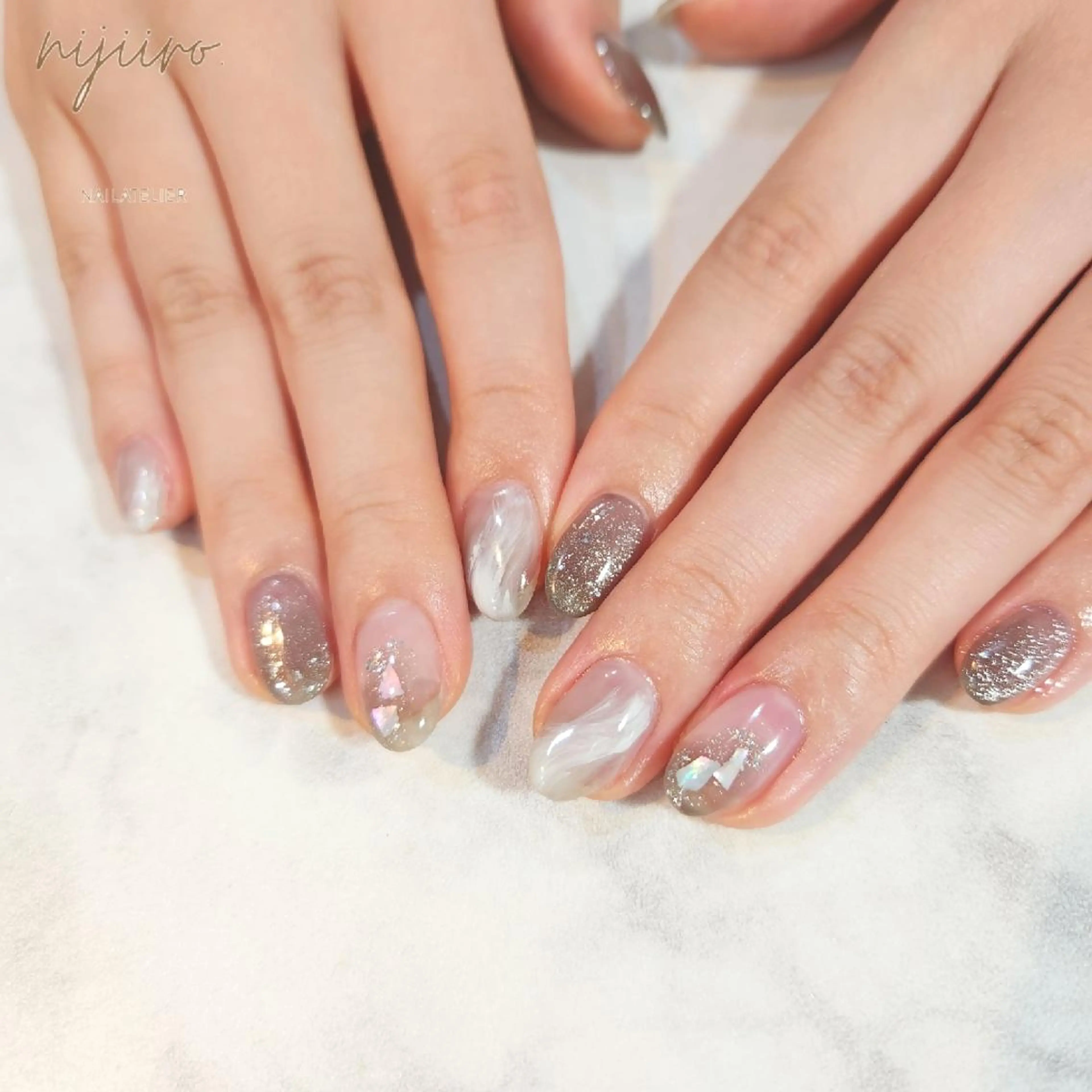ネイル ハンドネイル nailatelier nijiiro.所属・nijiiro🌈 サトウのネイルデザイン