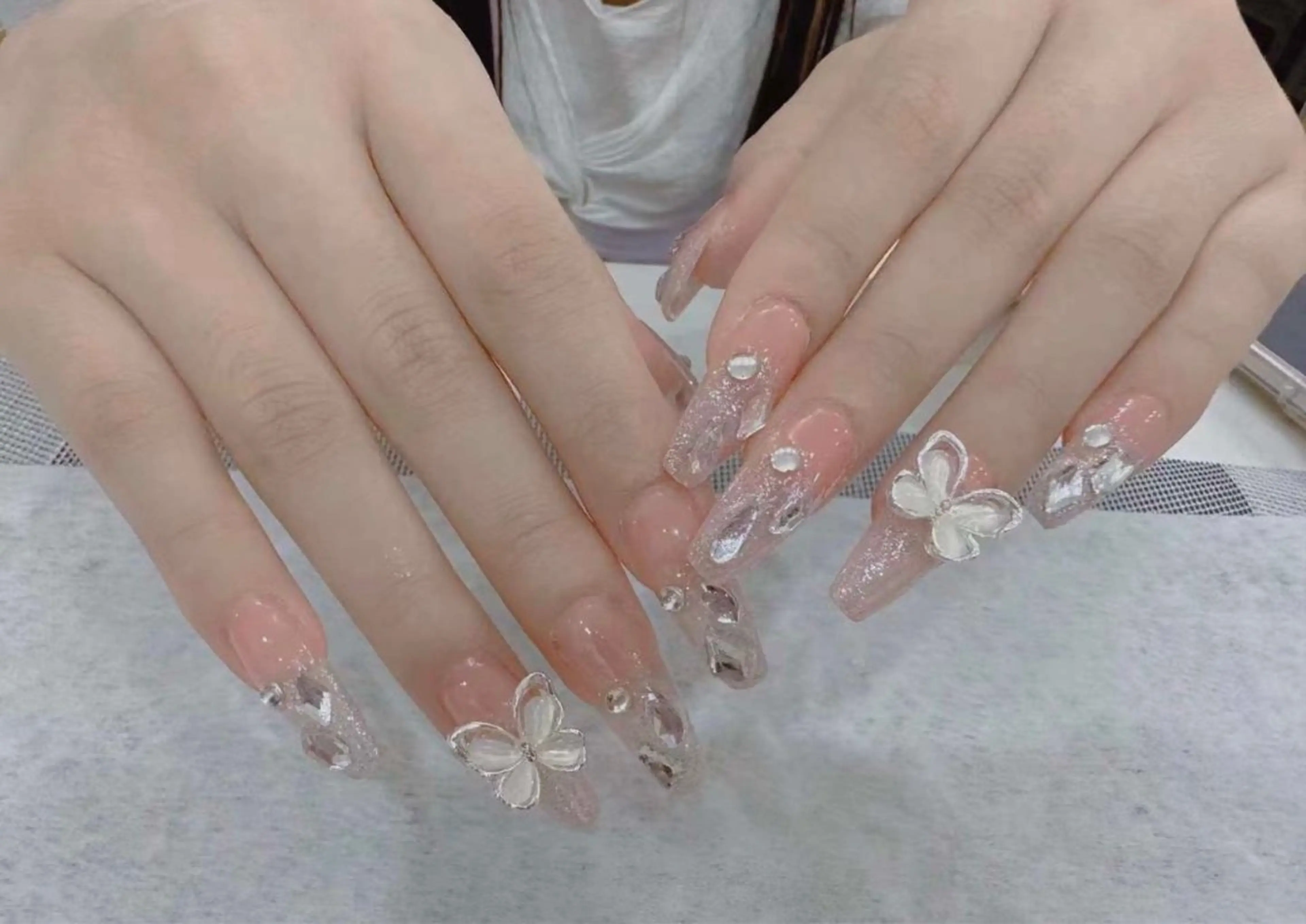 ネイル e llaのネイルデザイン