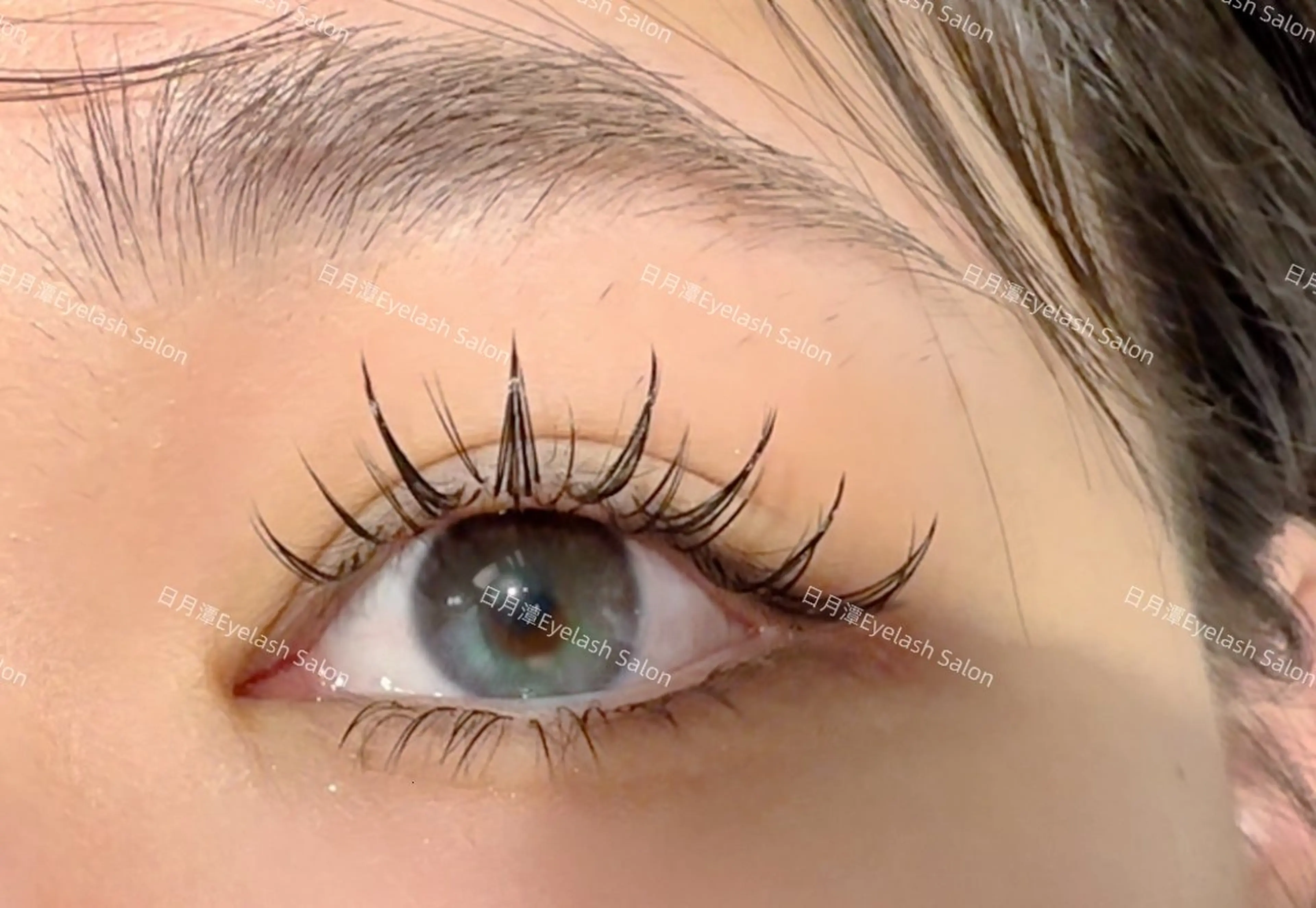 マツエク・マツパ バインドロック 束感まつ毛 韓国風マツエク 下まつげエクステ ワンホンマツエク マツエク 🔆日月潭🌙 銀座店のマツエク・マツパデザイン