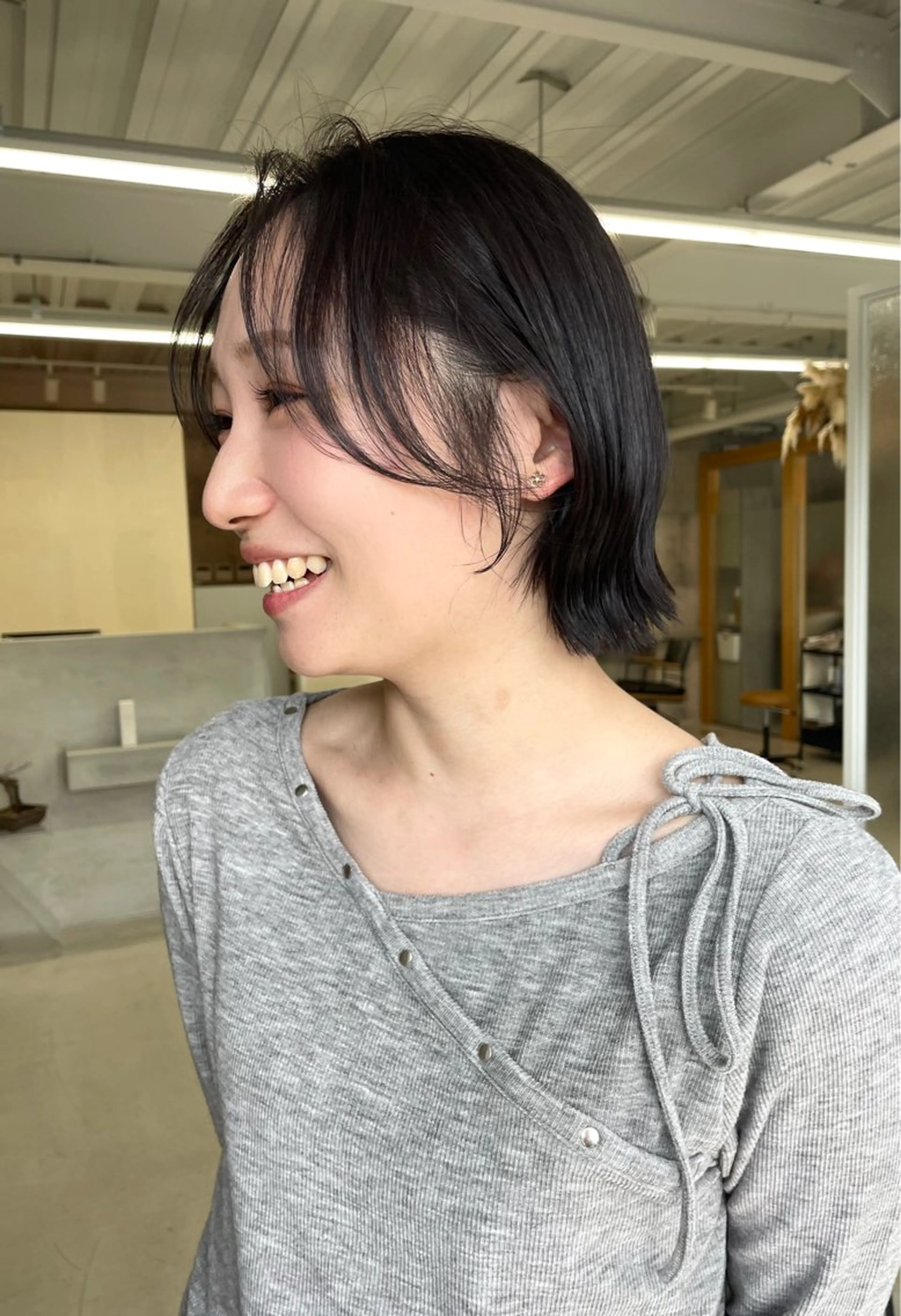 ショート カラー ブラウンカラー ダークブラウン 顔周りカット カット ヘアカラー 錦 茉李 @lm.mari03のヘアスタイル