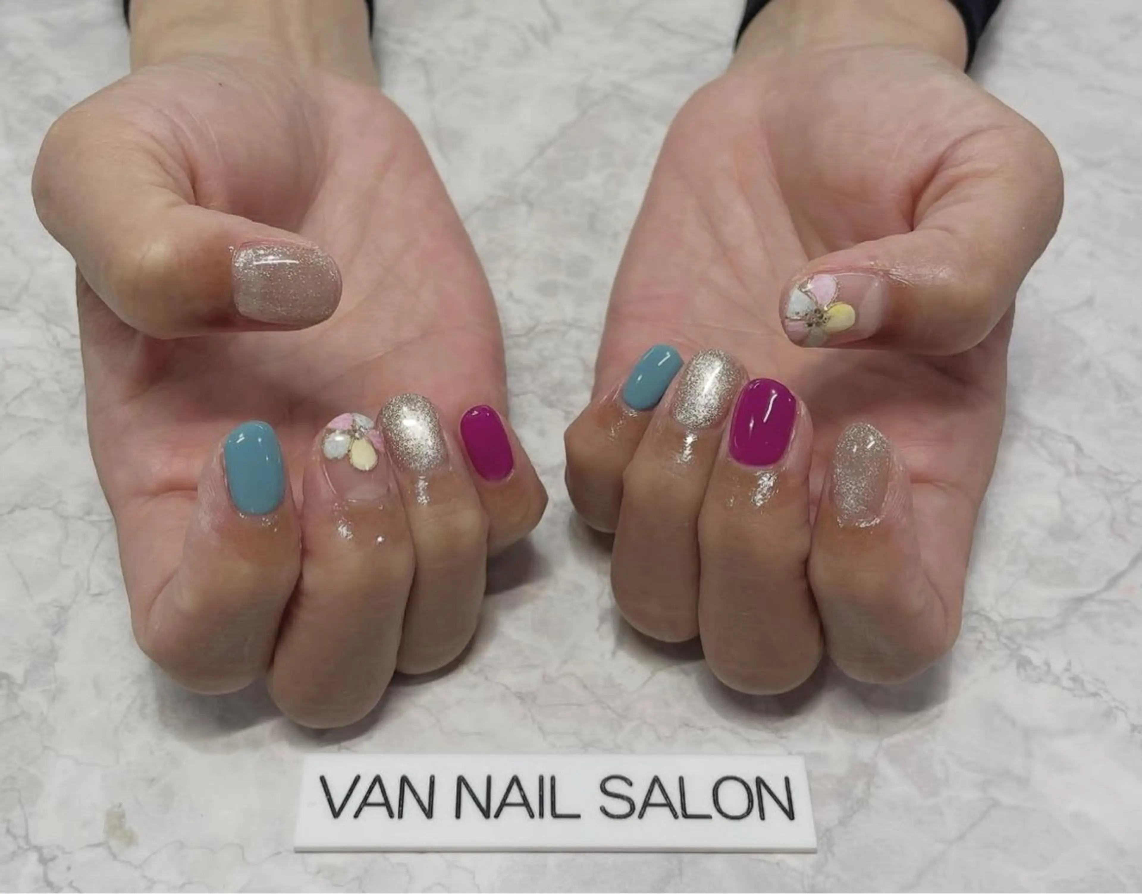 ネイル ハンドネイル Van Nail Salonのネイルデザイン