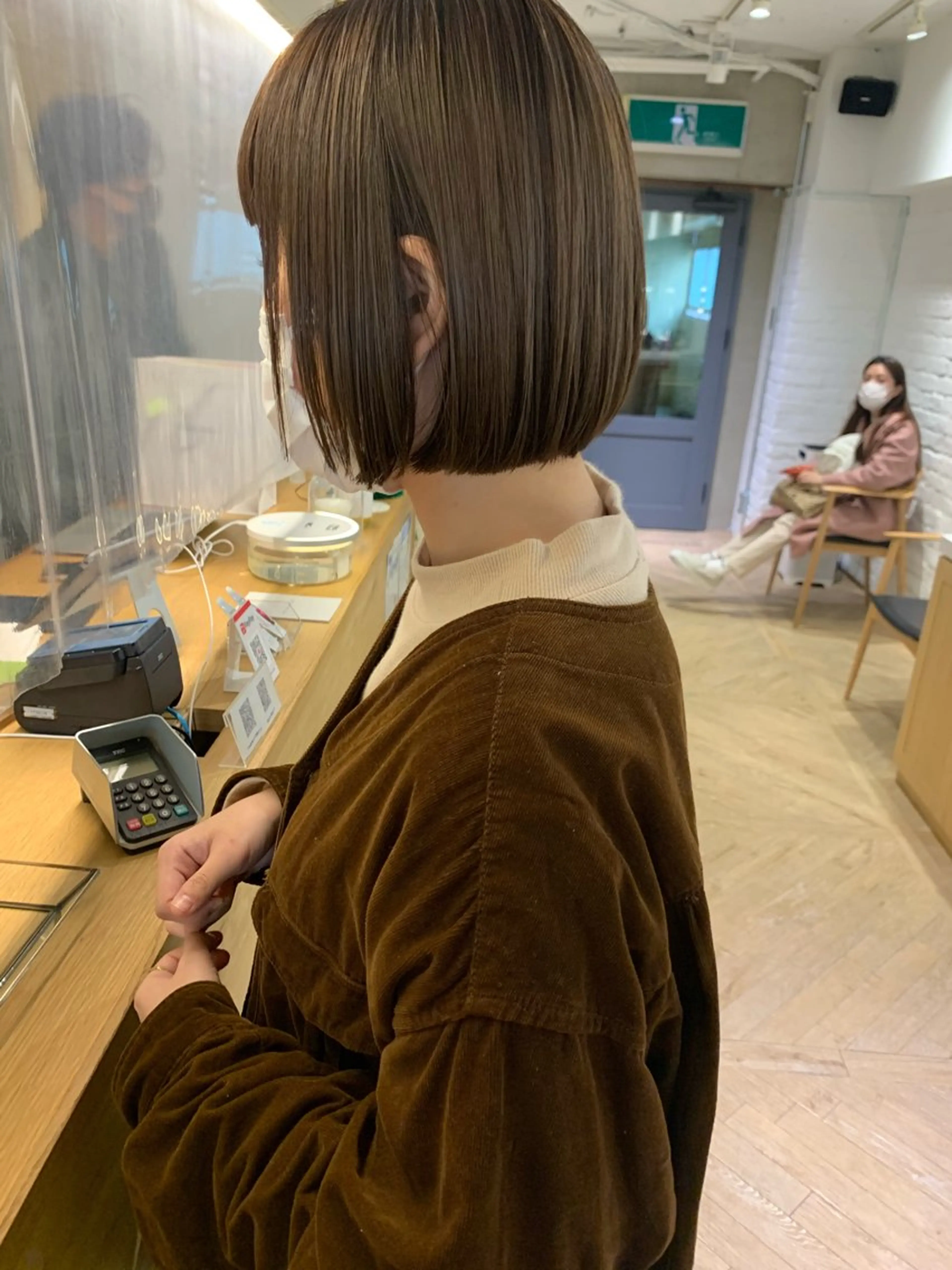 ミディアム LOREN＋透明感 オリーブhirokoのヘアスタイル