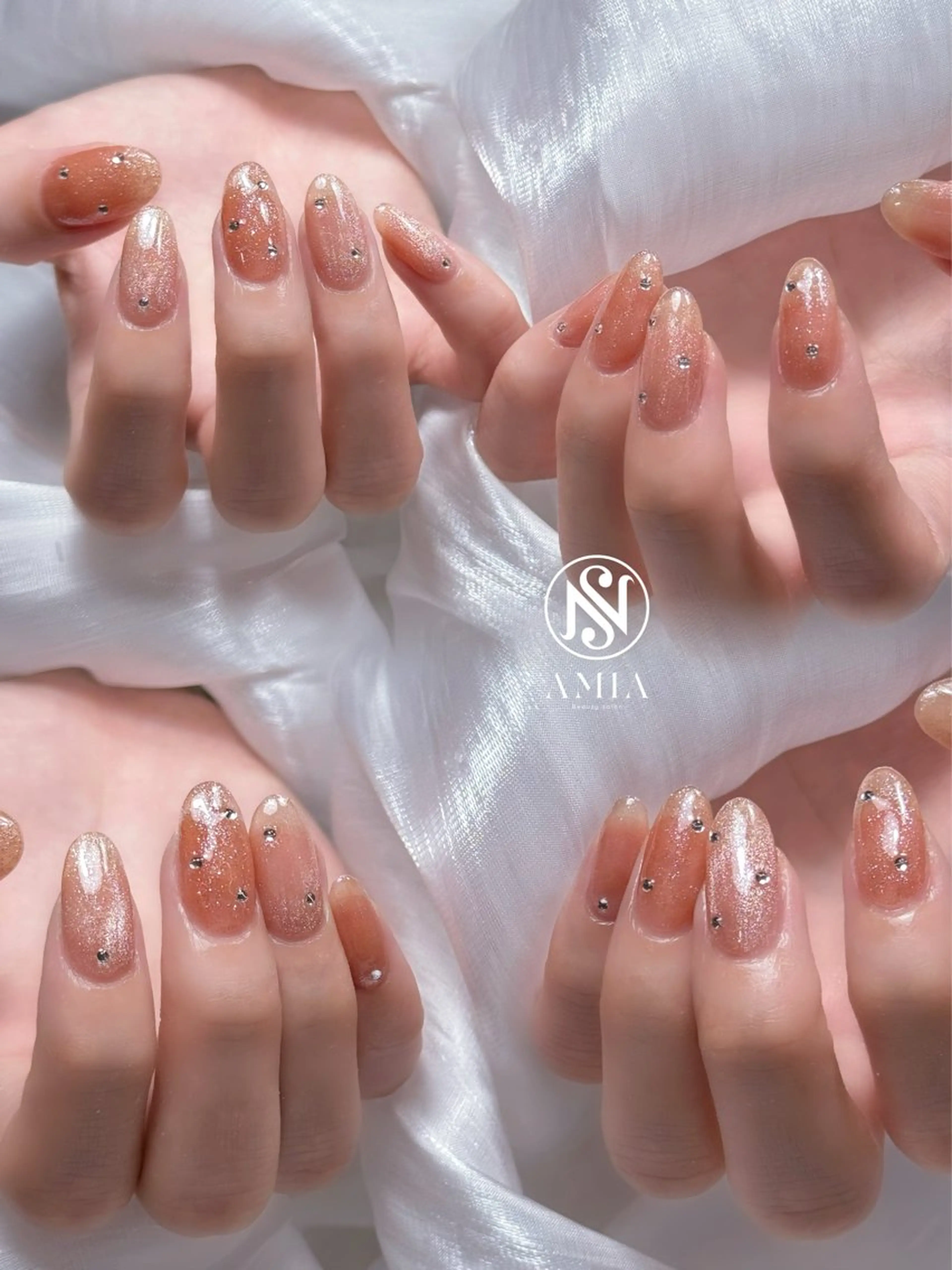 セミロング ハンドネイル AMIA BEAUTY SALON所属・🌟AMIA BEAUTY🌟のネイルデザイン